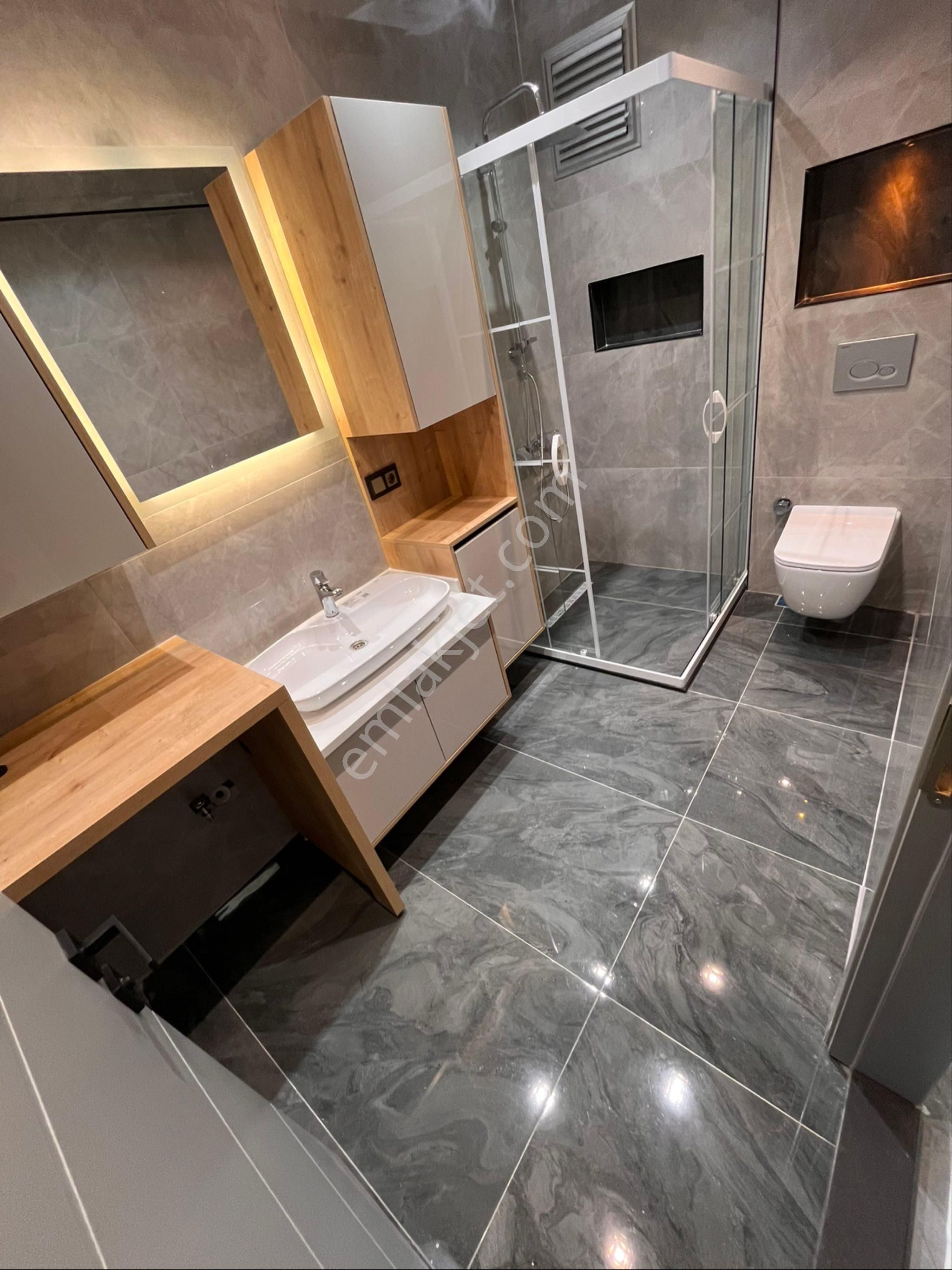 Hatay Askeri Hastane Karşısında 3+1 130m2 Lüks Dekorlu Çift Cepheli Arakat Daire - Görsel 24
