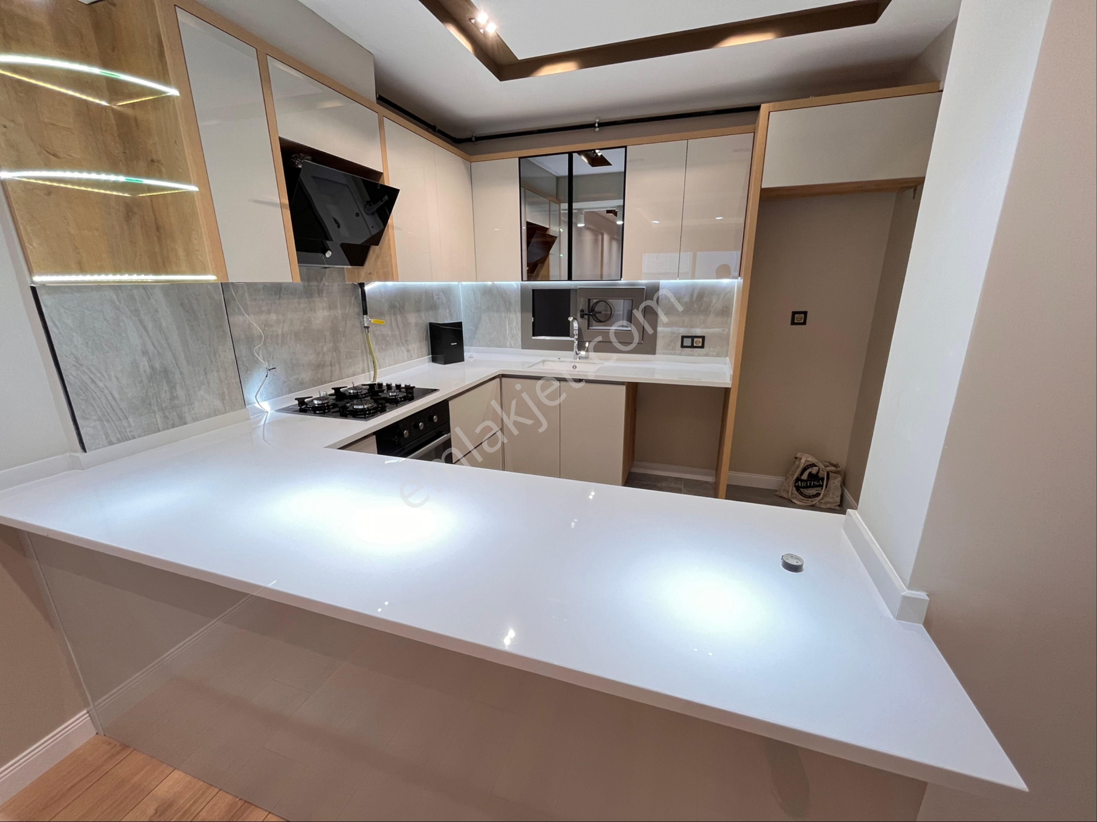 Hatay Askeri Hastane Karşısında 3+1 130m2 Lüks Dekorlu Çift Cepheli Arakat Daire - Görsel 8