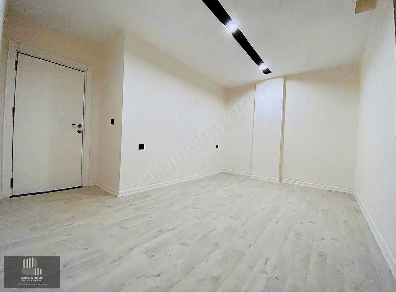 Fevziçakmak Mahallesi'nde Sıfır Asansörlü 1.kat 2+1 100 M² - Görsel 10