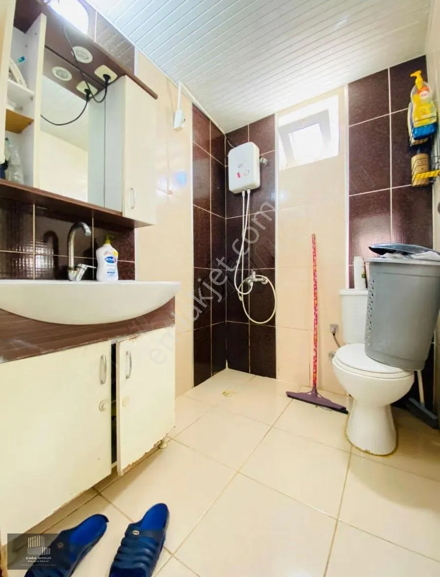 Katta Tek Daire 11 Yıllık 3.kat 3+1 145 M² Tramvaya Yakın Daire - Görsel 3