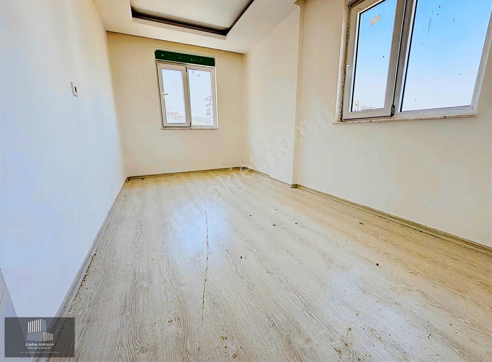2+1 Katta Her Şeyi Ayrı Kiralık Geniş Daire!! - Görsel 4