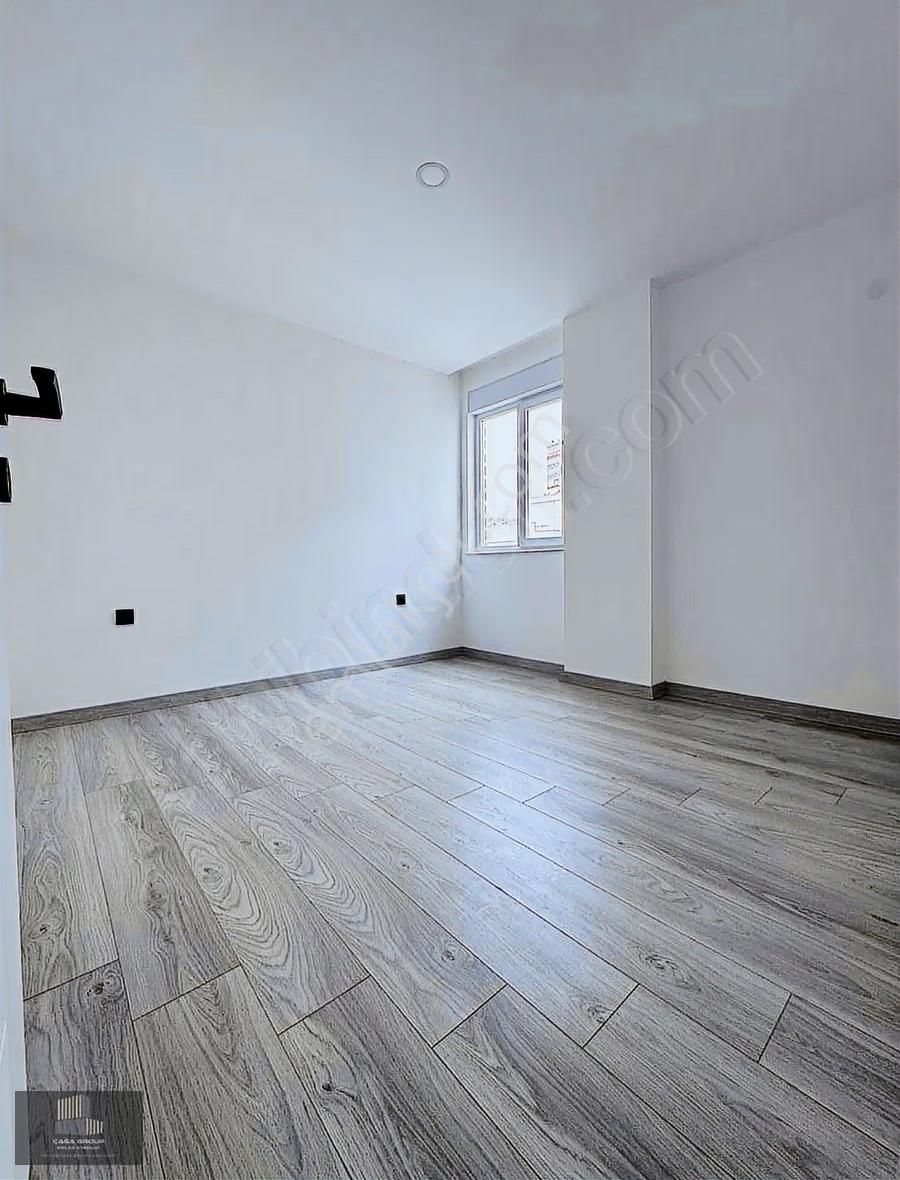 Katta Geniş Ayrı Mutfak Ayrı Wc Banyo Asansörlü Sıfır Daire - Görsel 21