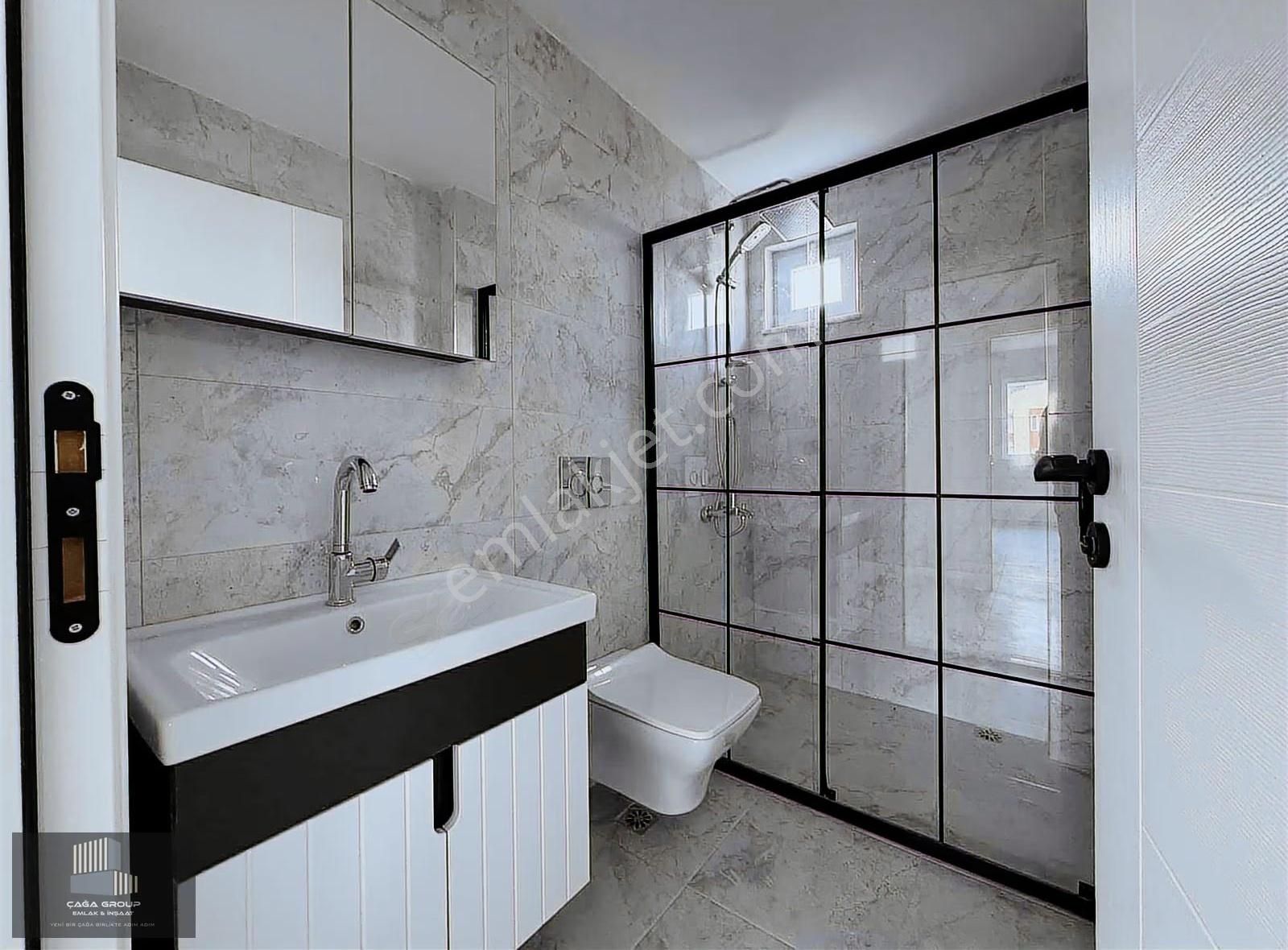 Katta Geniş Ayrı Mutfak Ayrı Wc Banyo Asansörlü Sıfır Daire - Görsel 23