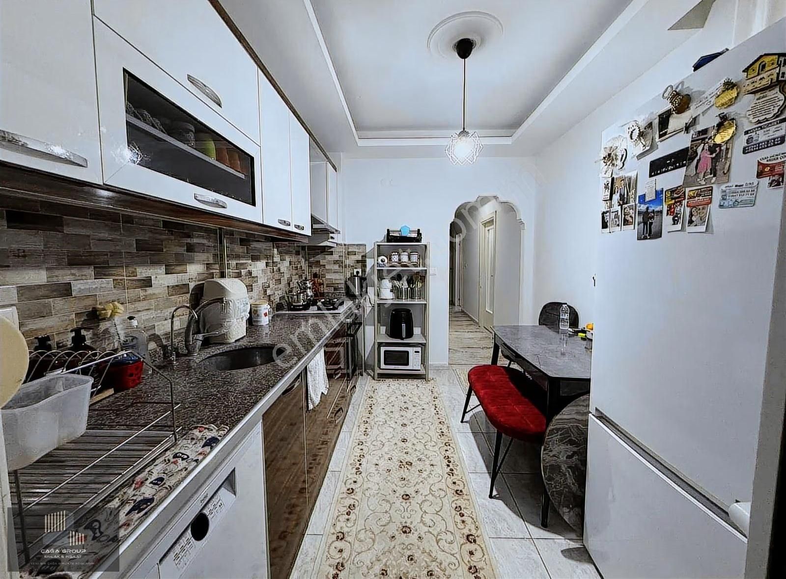 Cadde Üstü Katta Tramvay Yürüme Mesafesi Asansörlü Geniş Daire - Görsel 19