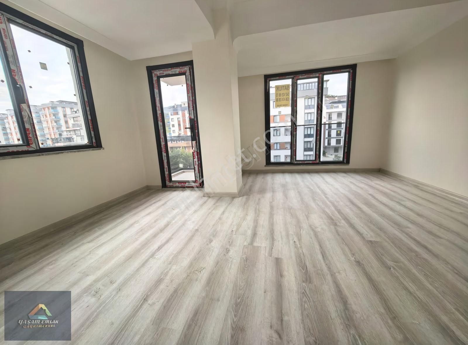 Sultanbeyli Necip Fazıl Mahallesi Satılık 4+1 Dubleks Daire - Görsel 2