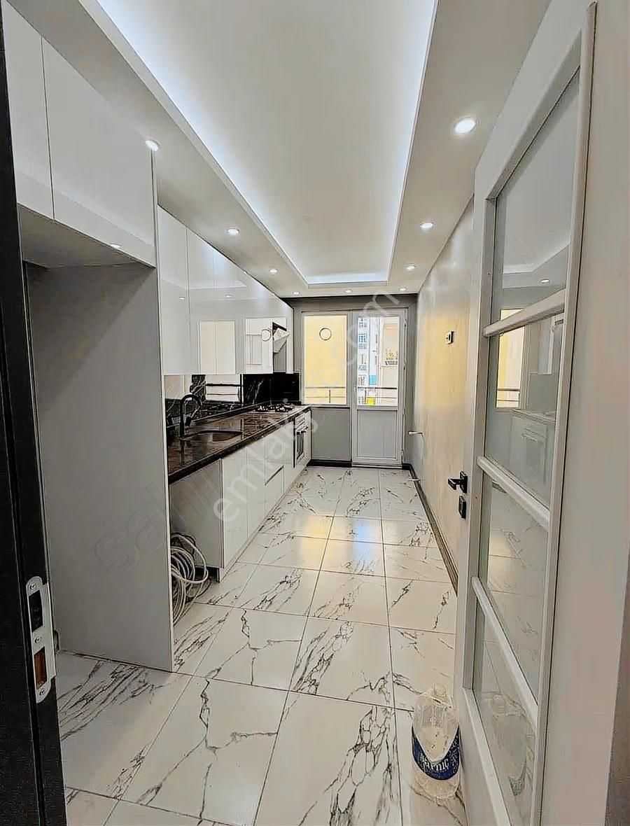 Adnan Kahveci'de Metrobüse Yakın Geniş Daire - Görsel 5