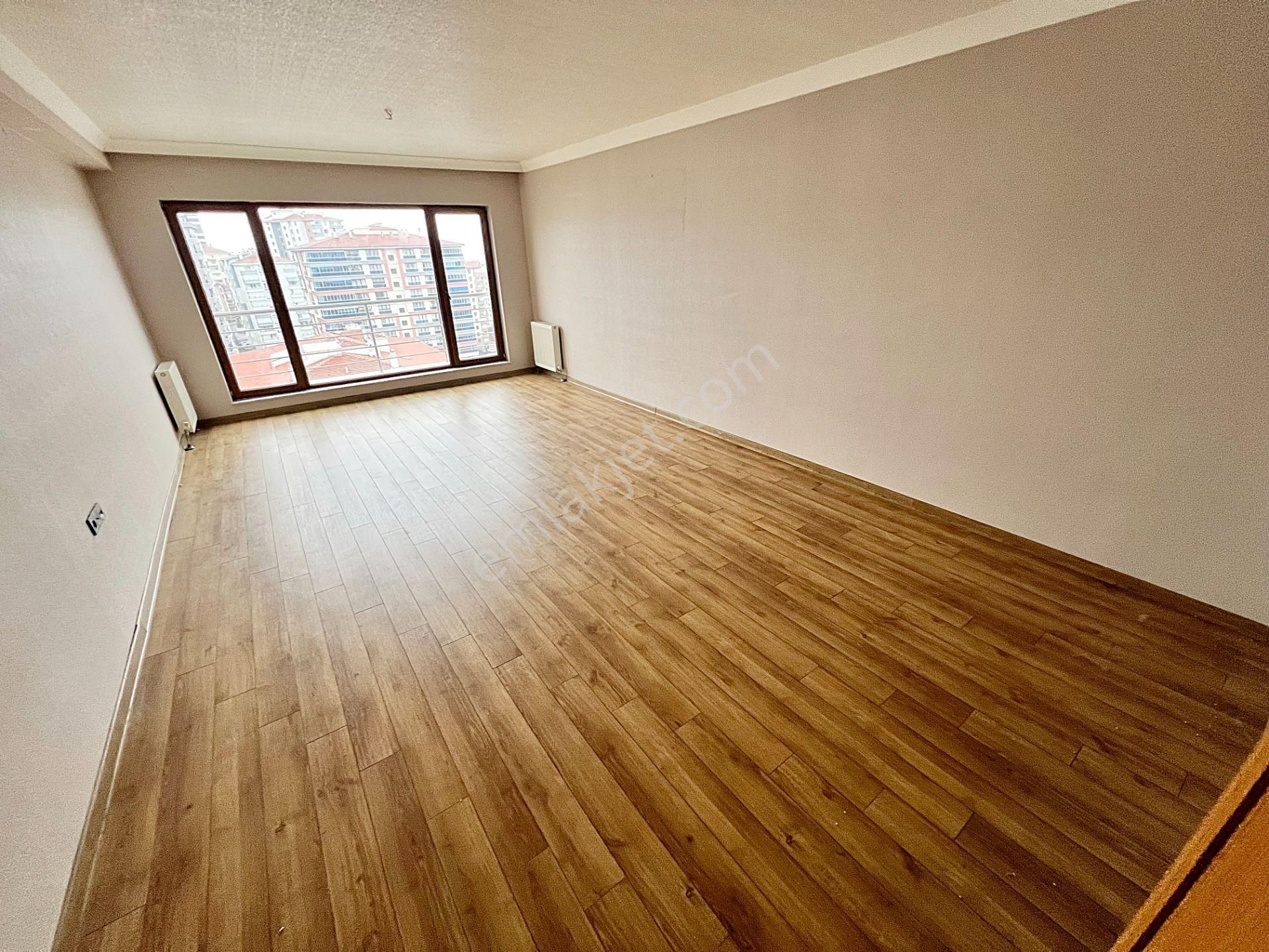 Kayalar Vadi Manzaralı 3 Banyolu Site İçinde Satlık 4+1 Daire - Görsel 14