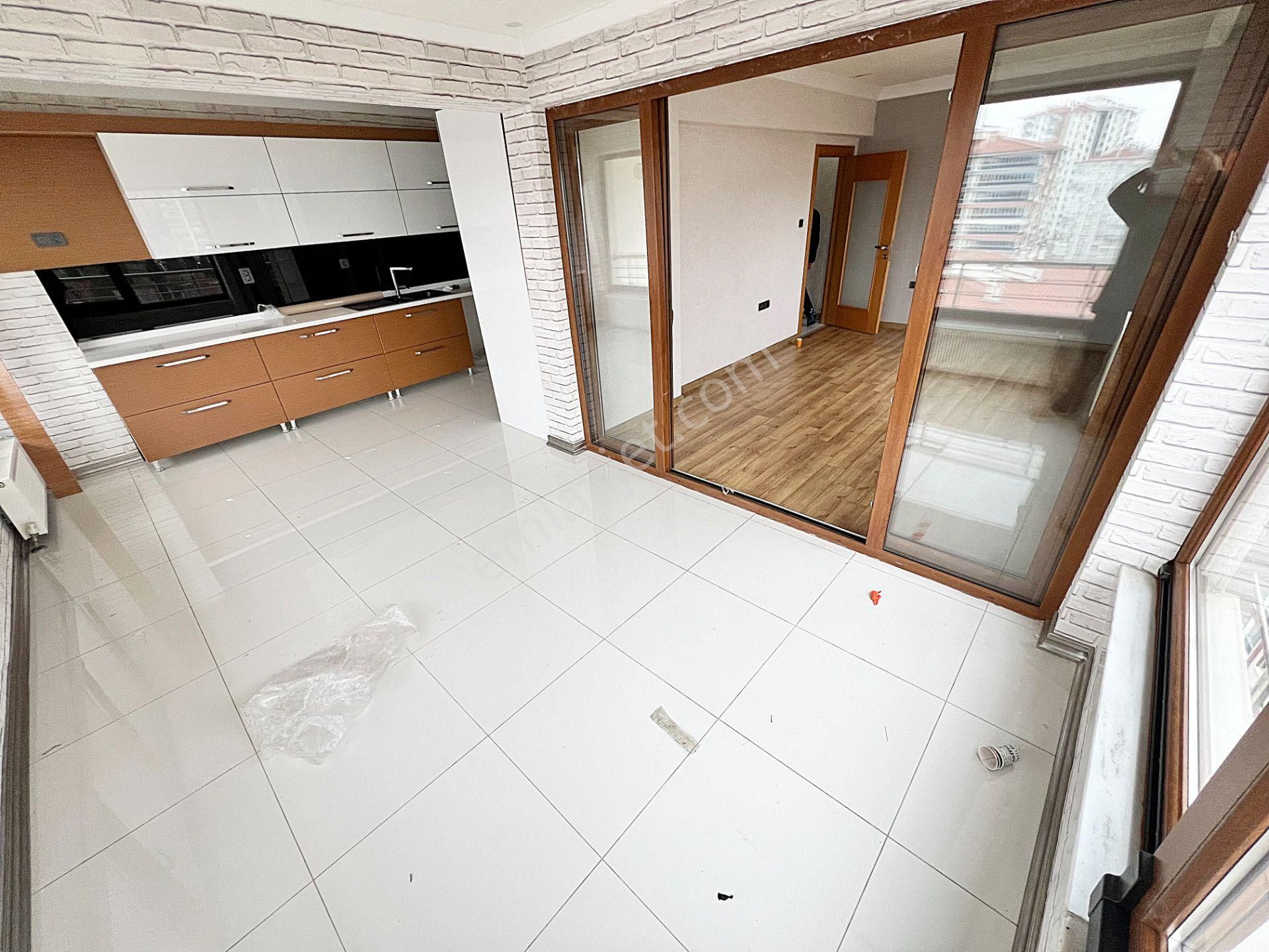 Kayalar Vadi Manzaralı 3 Banyolu Site İçinde Satlık 4+1 Daire - Görsel 5