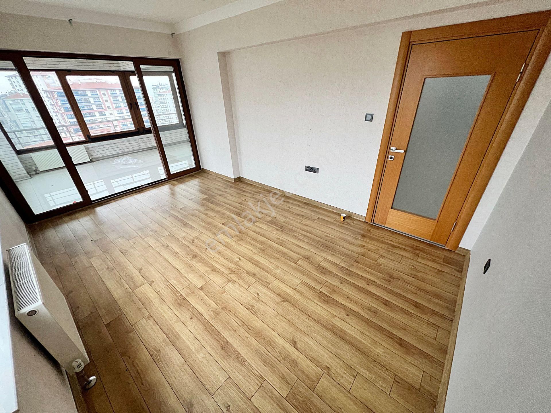 Kayalar Vadi Manzaralı 3 Banyolu Site İçinde Satlık 4+1 Daire - Görsel 13