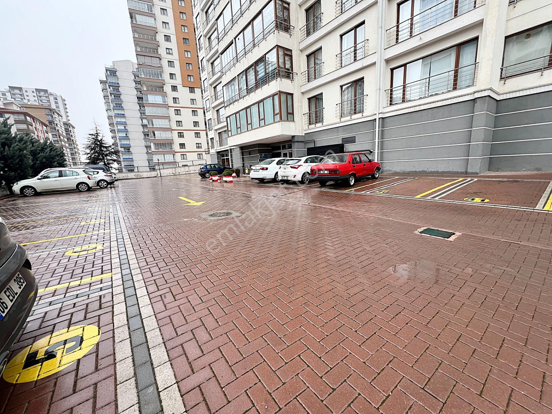 Kayalar Vadi Manzaralı 3 Banyolu Site İçinde Satlık 4+1 Daire - Görsel 44