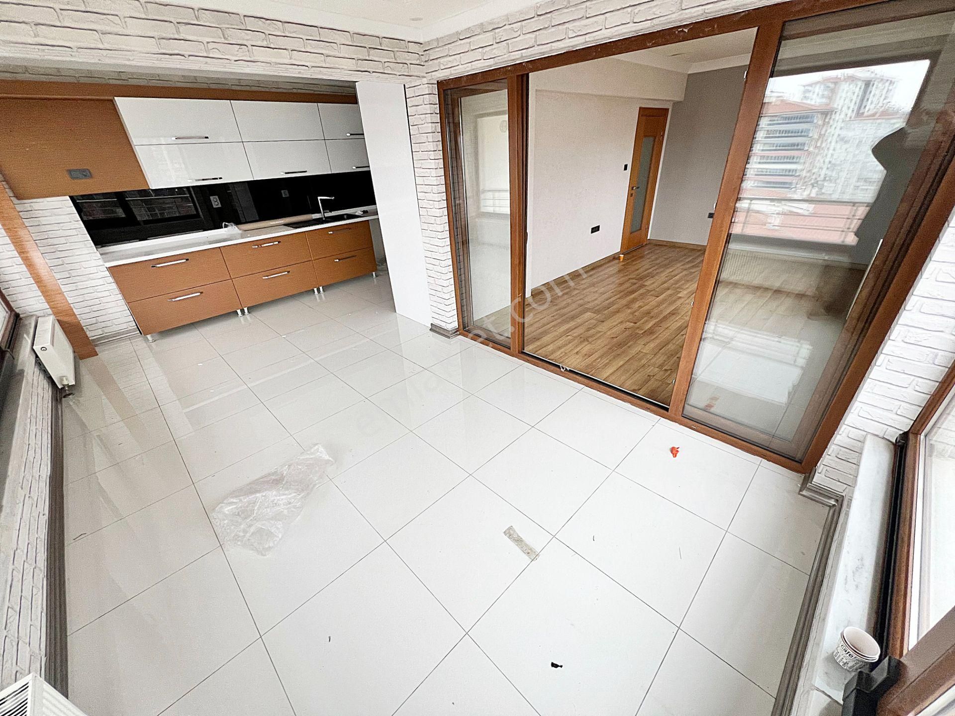 Kayalar Vadi Manzaralı 3 Banyolu Site İçinde Satlık 4+1 Daire - Görsel 4