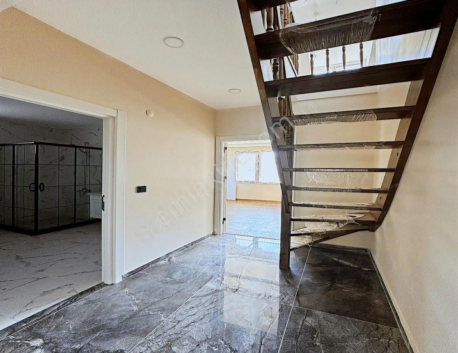 Adnan Kahveci'de Kolejler Bölgesi Lüx Dublex - Görsel 20