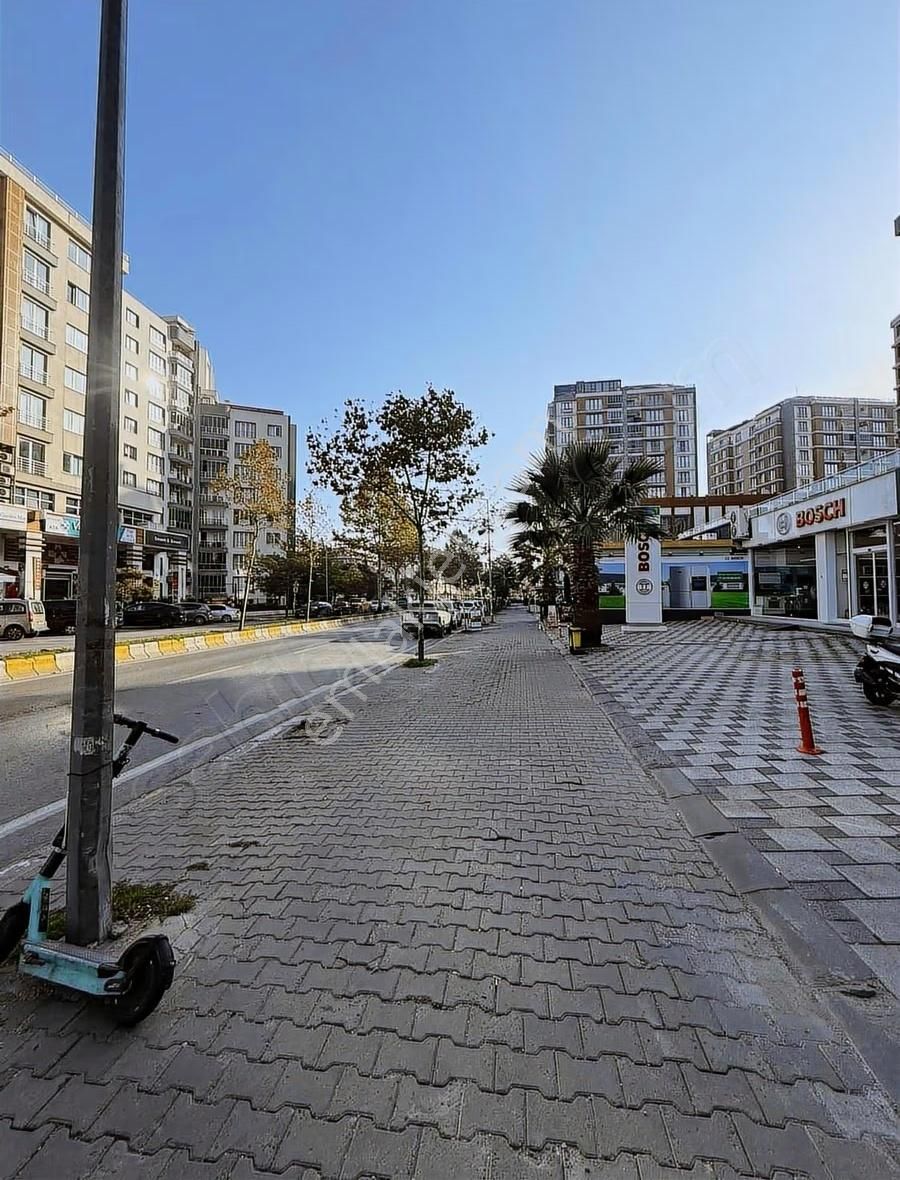 Adnan Kahveci'de Bulvar Üstünde 220m2 Düz Giriş Dükkan - Görsel 9