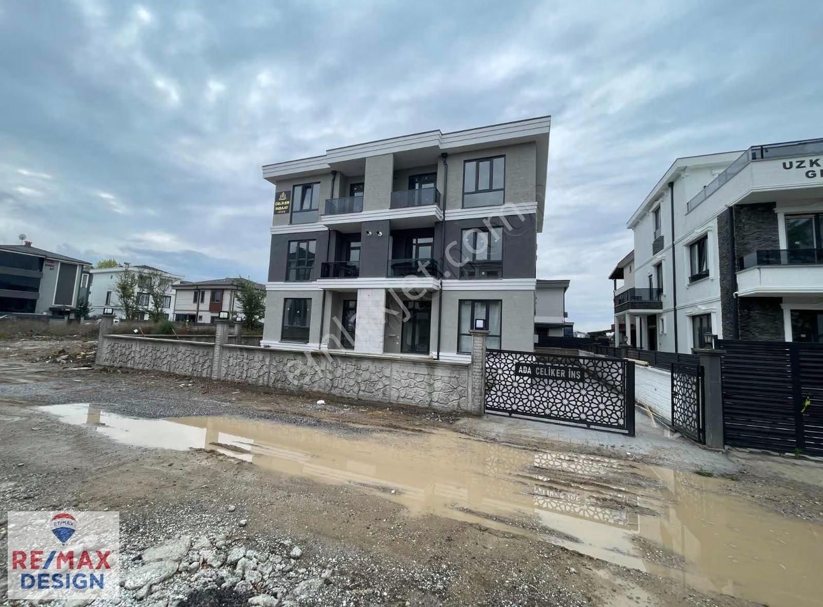 Remax Desıgn Serdıvan Yazlıkta Sıfır 2+1 Kiralık Daire - Görsel 15