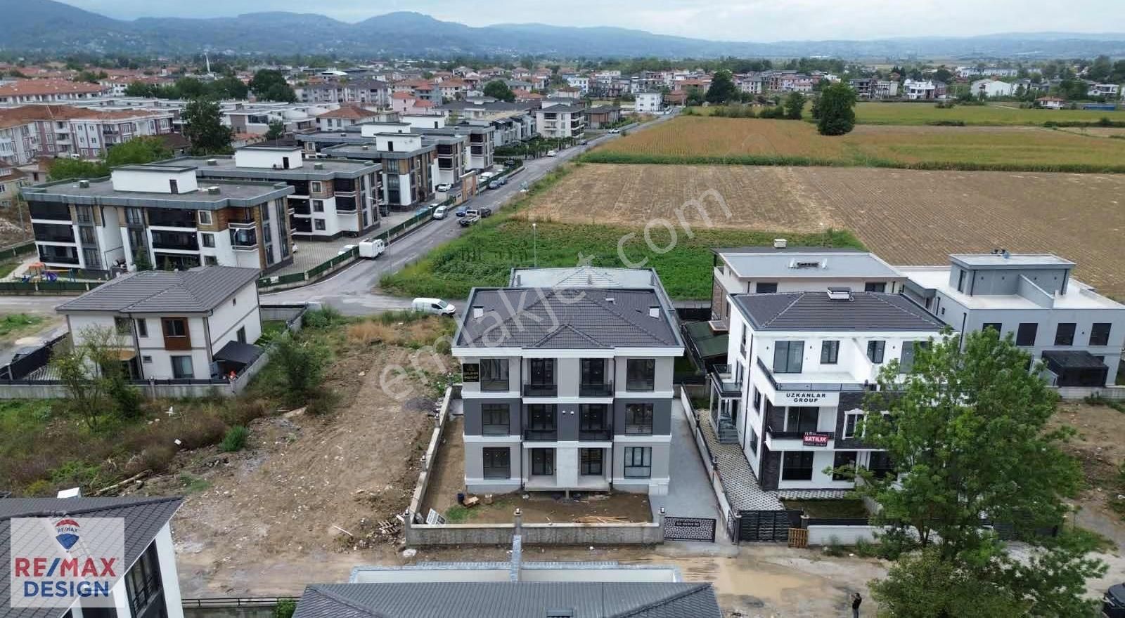 Remax Desıgn Serdıvan Yazlıkta Sıfır 2+1 Kiralık Daire - Görsel 6