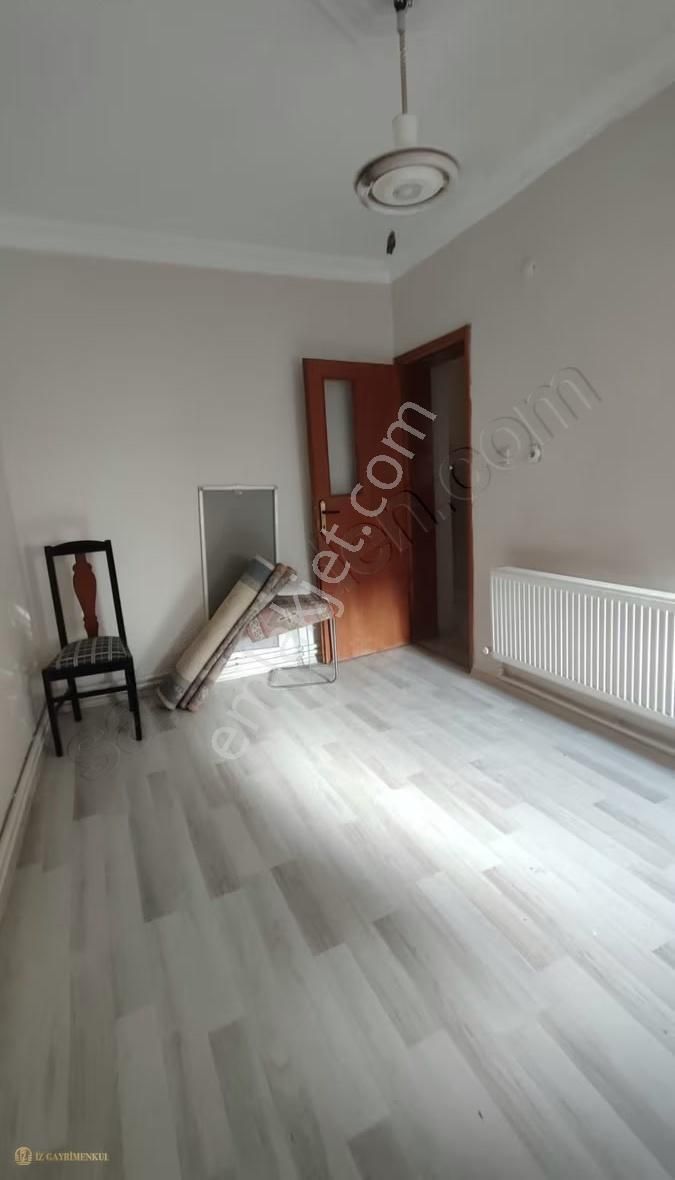 Çanakkale Barbaros Mah Kiralık Kapalı Mutfaklı 1+1 Daire - Görsel 11