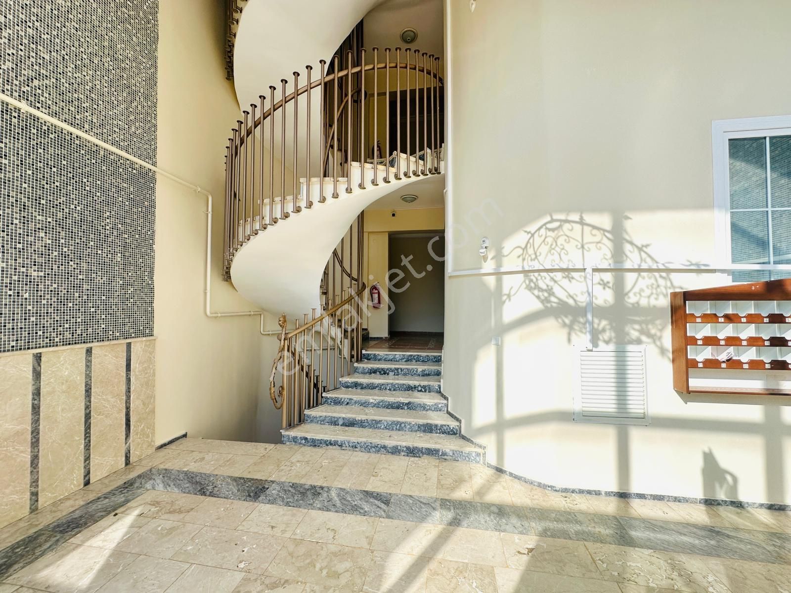 Ticaret Odası Arkası Havuzlu Sitede Ferah 2+1 Daire Satılık - Görsel 23