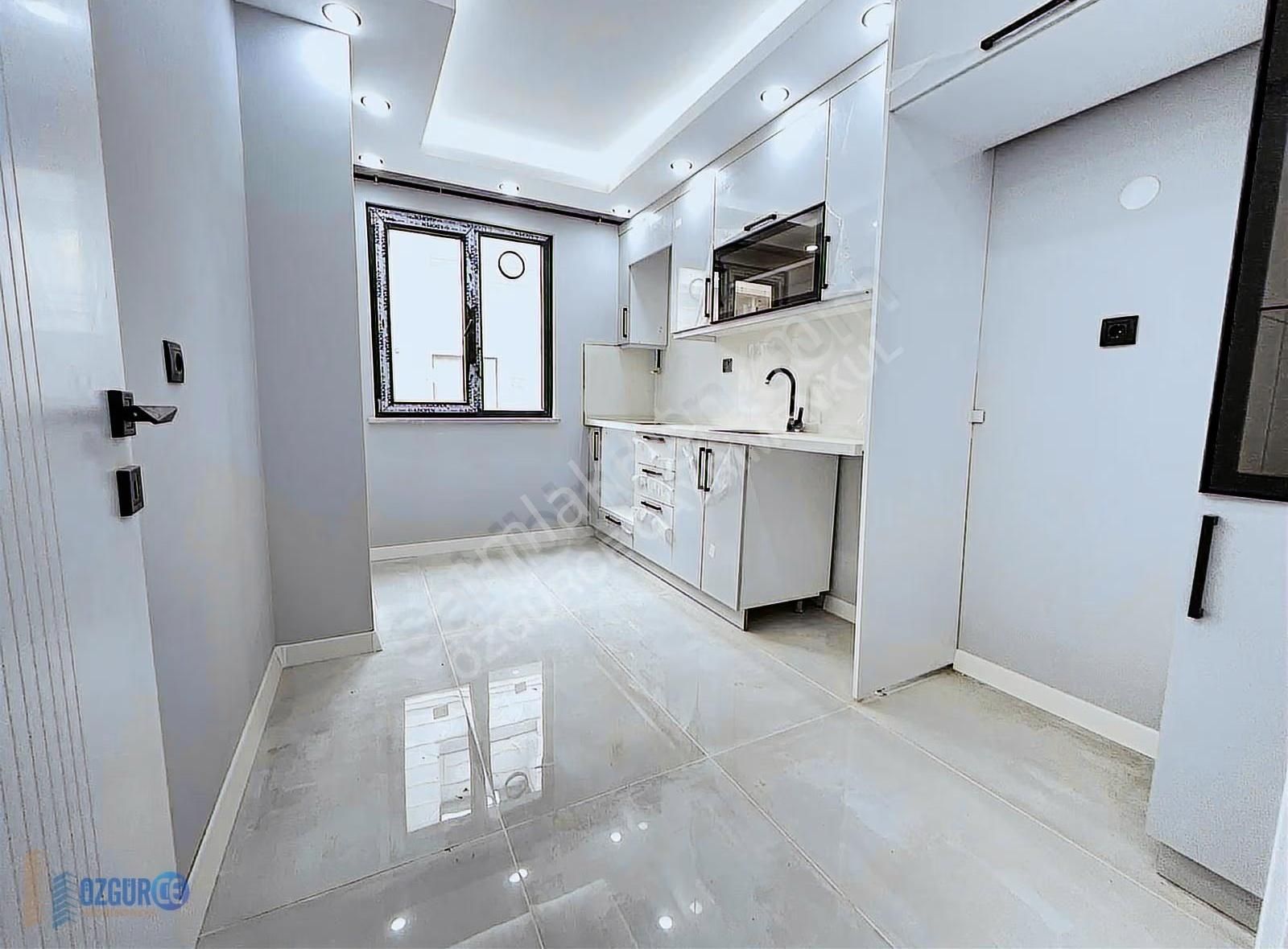 Bayramoğlu Mh Ebeveyn Banyolu Asansörlü 2+1 Ara Kat Daire - Görsel 5