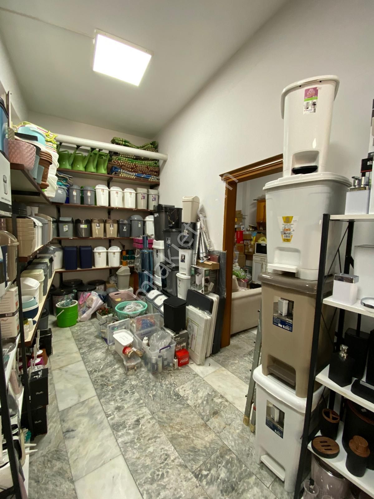 Merkezde Pazar Yerine Yakın Devren Kiralık Zücaciye Mağazası - Görsel 11