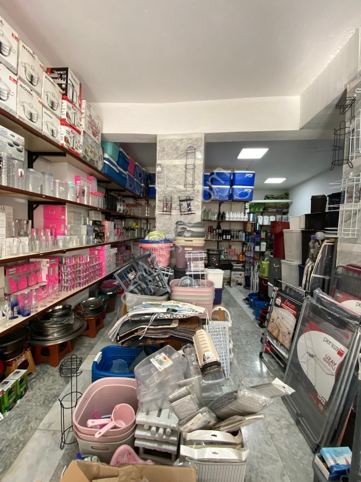 Merkezde Pazar Yerine Yakın Devren Kiralık Zücaciye Mağazası - Görsel 8