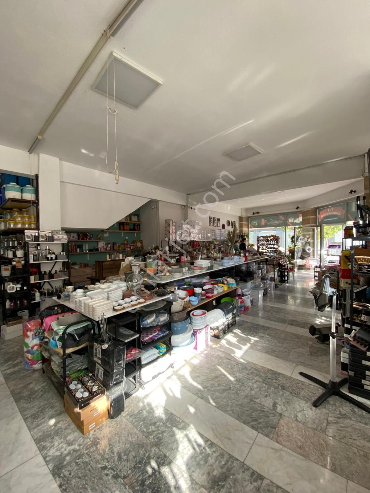 Merkezde Pazar Yerine Yakın Devren Kiralık Zücaciye Mağazası - Görsel 9