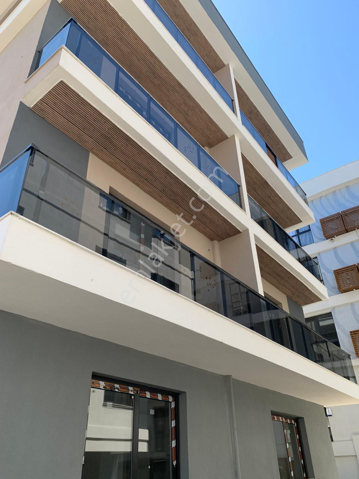 Menemen Seyrek Merkezde 1+1 Kiralık Daire - Görsel 8