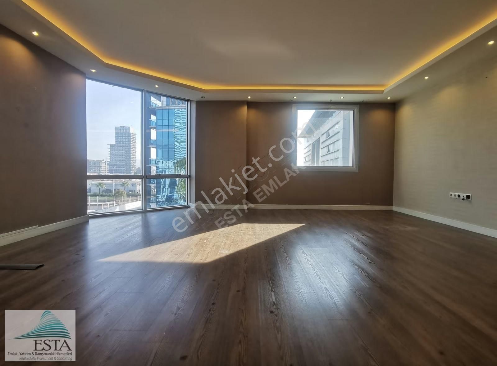 İtfaiye Onaylı Plazada Kiralık 3+1 134m2 Ofis Otoparklı - Görsel 7