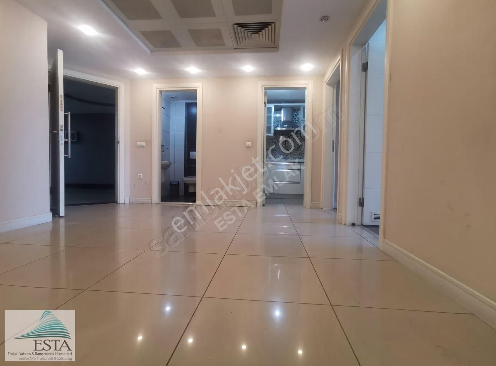 İtfaiye Onaylı Plazada Kiralık 3+1 134m2 Ofis Otoparklı - Görsel 23