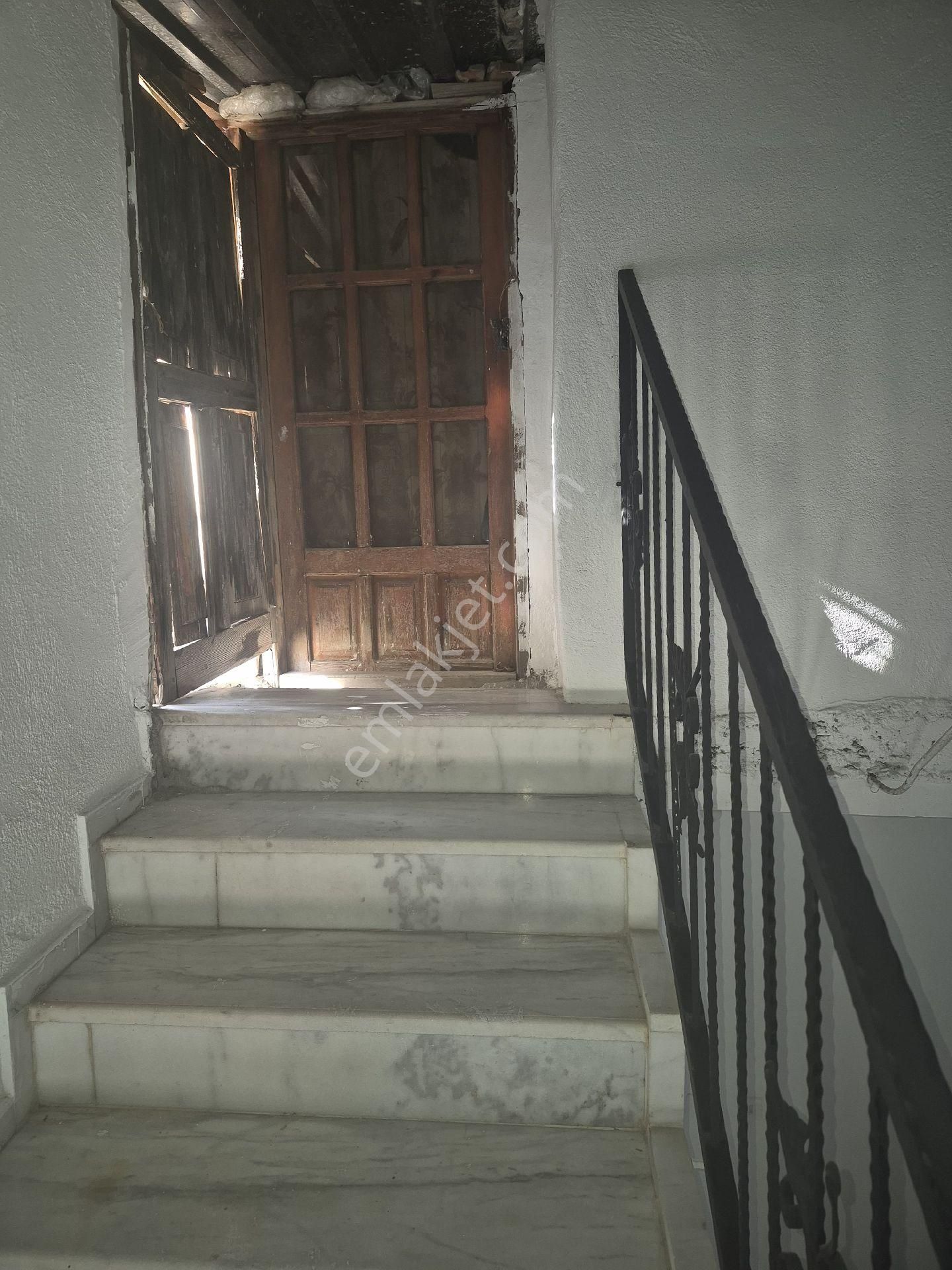 Dalaman Ege Mah.de Müstakil Tadinda Bahce Nizam Cati Katli 3+1 Satılık Daire - Görsel 3