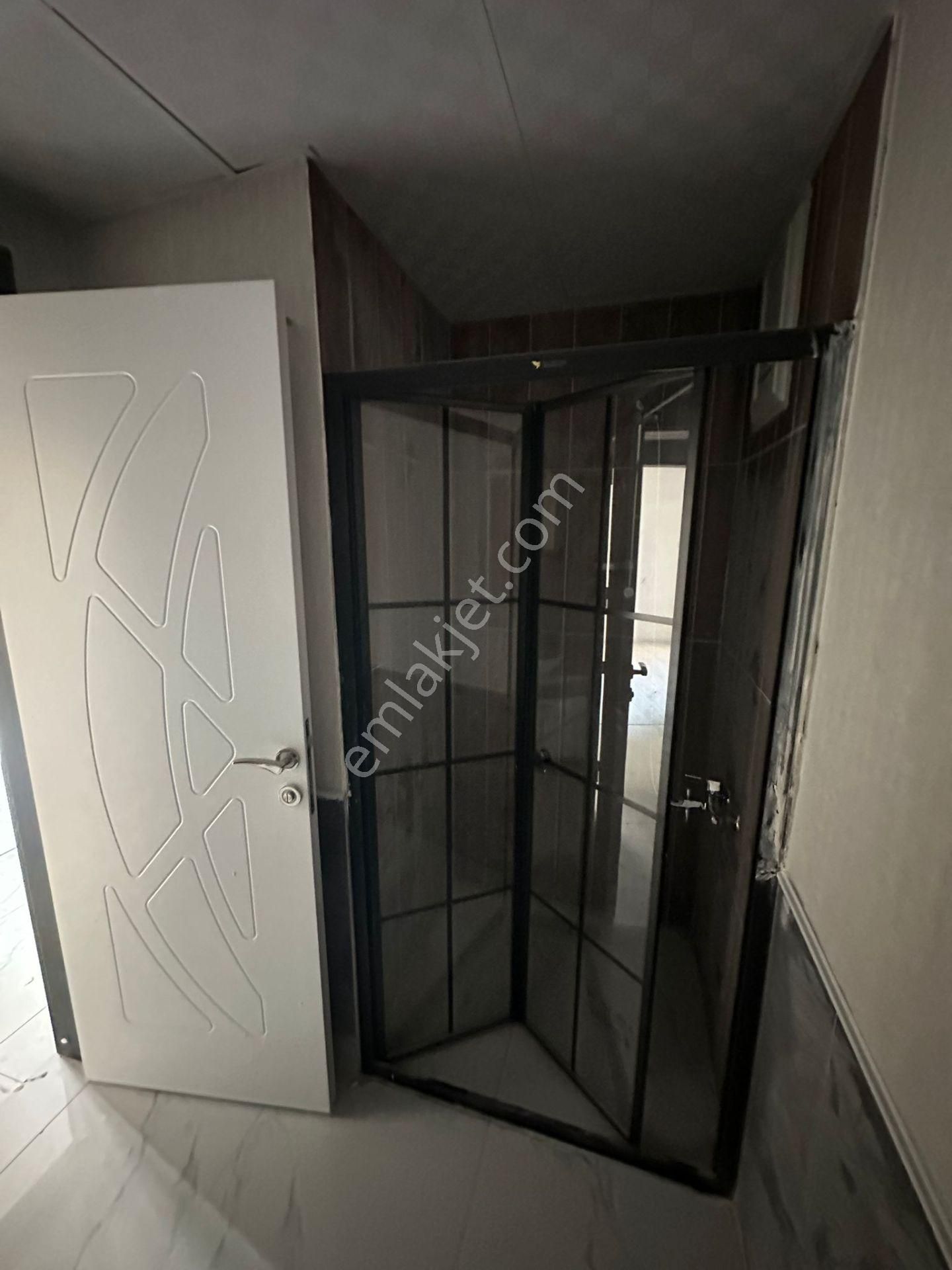 Şeker Mahallesi Hemdem Saray Sitesi Kapalı Otopaklı 4+1 Satılık Daire - Görsel 6