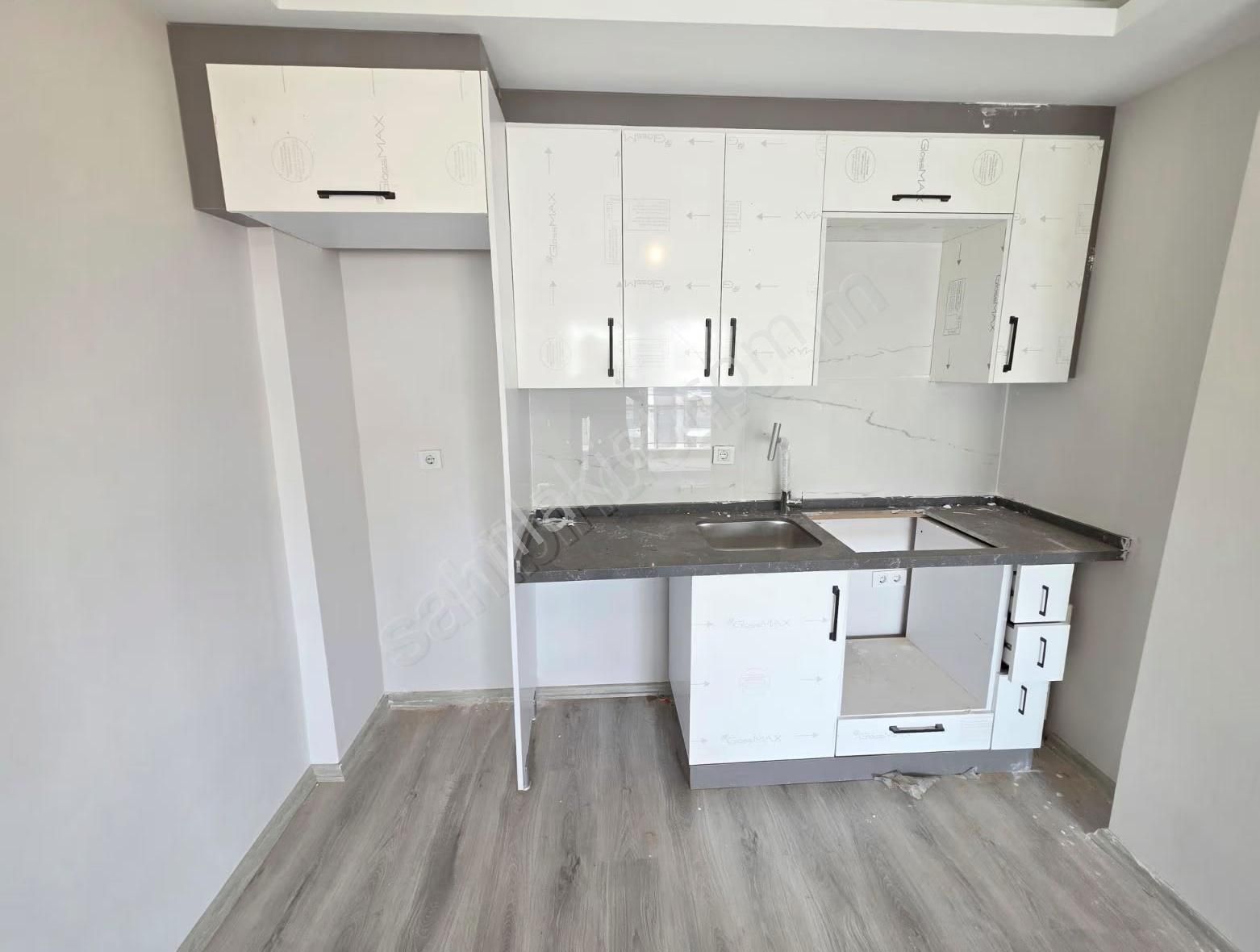 Havuz Manzaralı 1+1 / Etrafı Asla Kapanmaz - Görsel 19