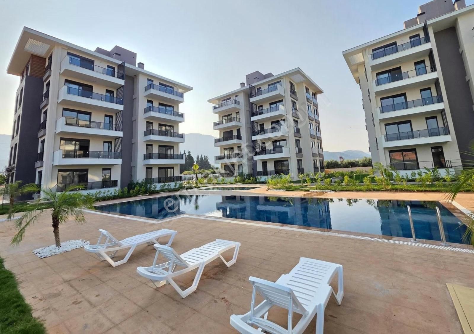 Havuz Manzaralı 1+1 / Etrafı Asla Kapanmaz - Görsel 7