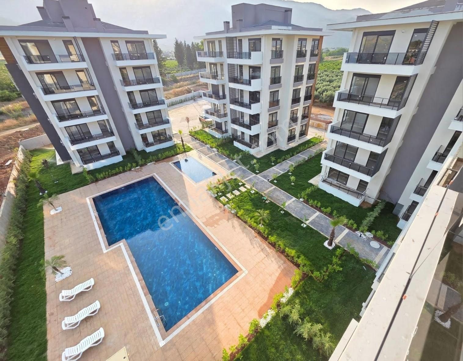 Havuz Manzaralı 1+1 / Etrafı Asla Kapanmaz - Görsel 14