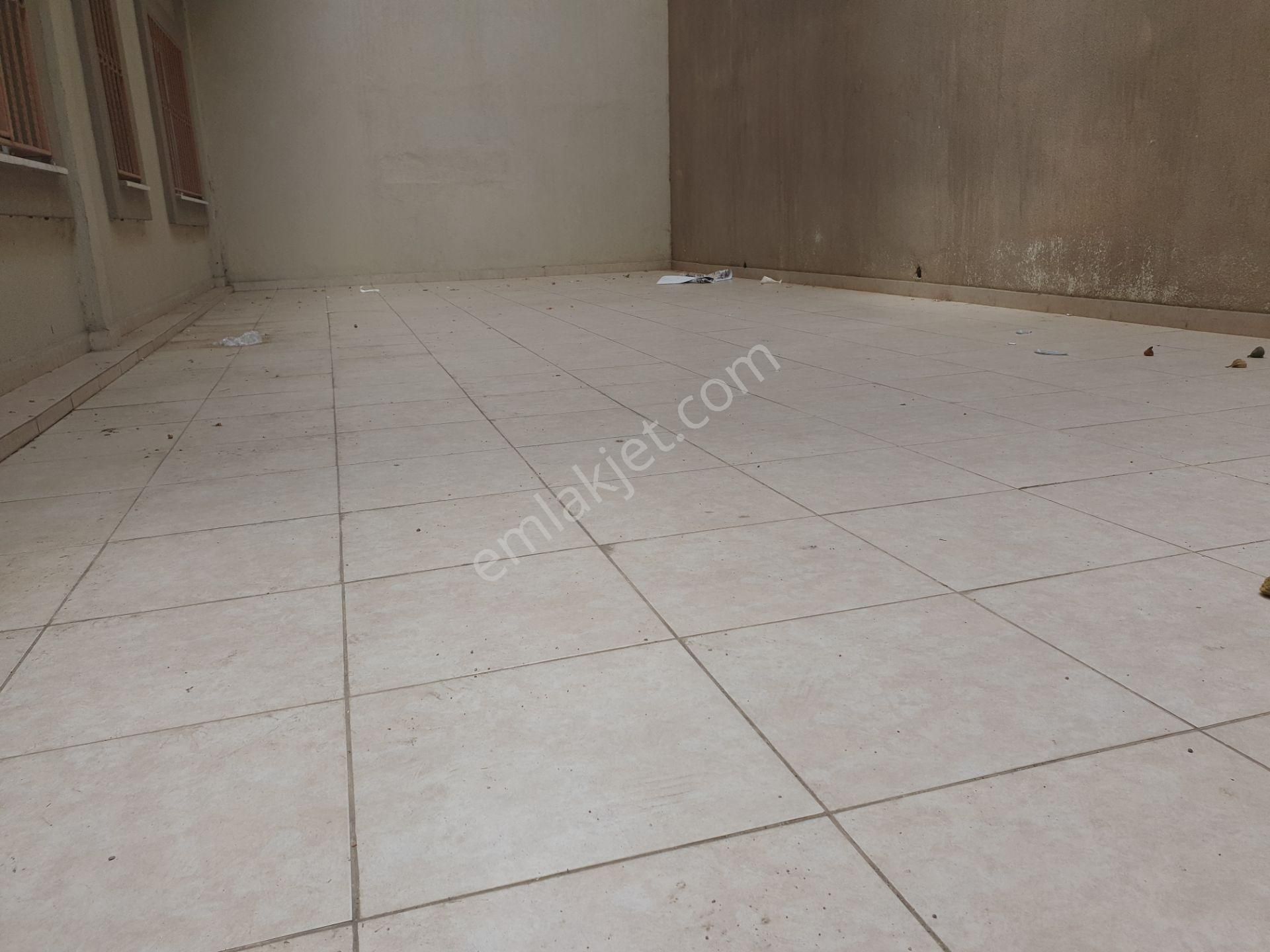 Ümraniye Esenevler Mahallesinde Kiralık 2+1 Daire - Görsel 24