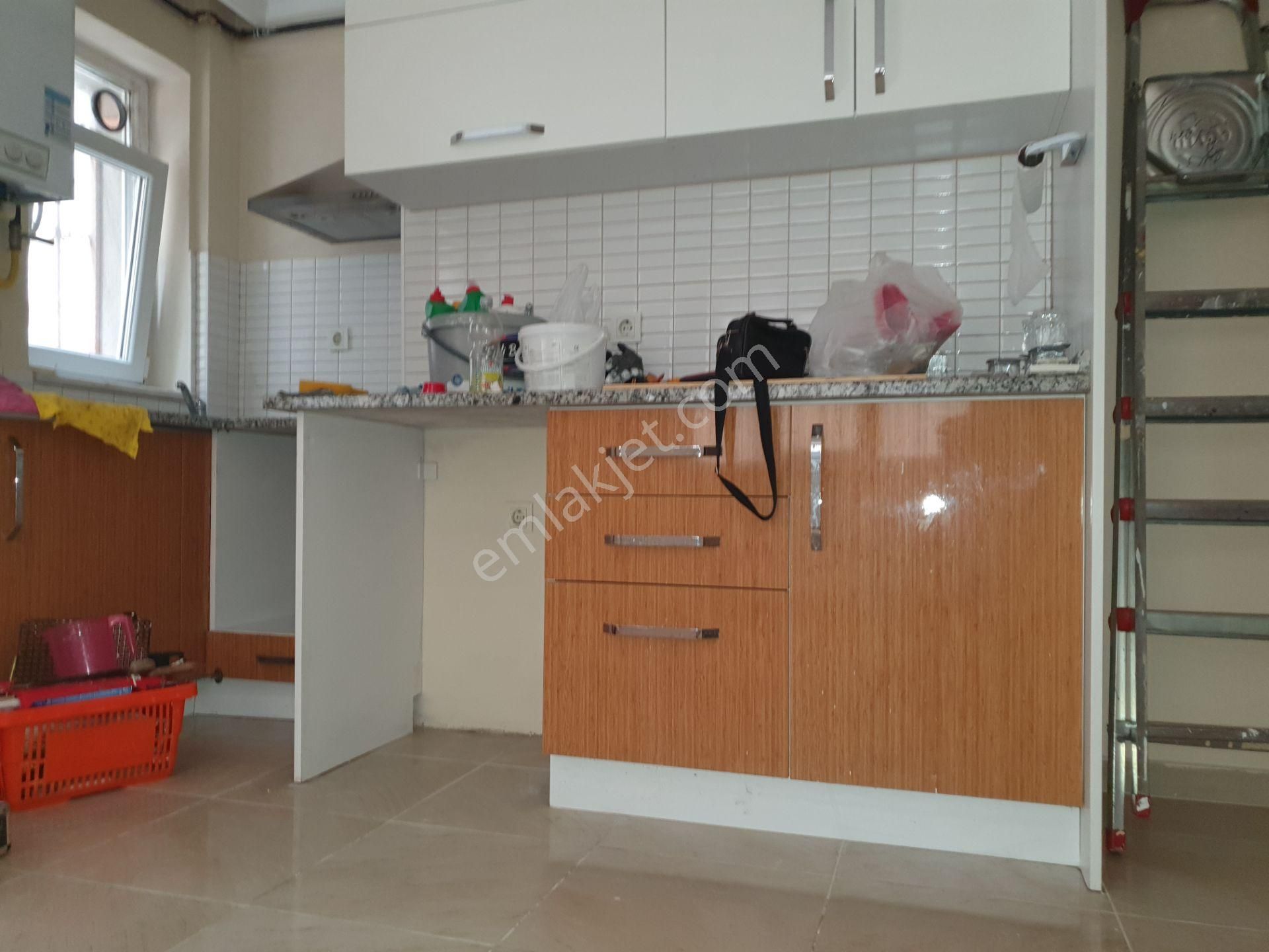 Ümraniye Esenevler Mahallesinde Kiralık 2+1 Daire - Görsel 6