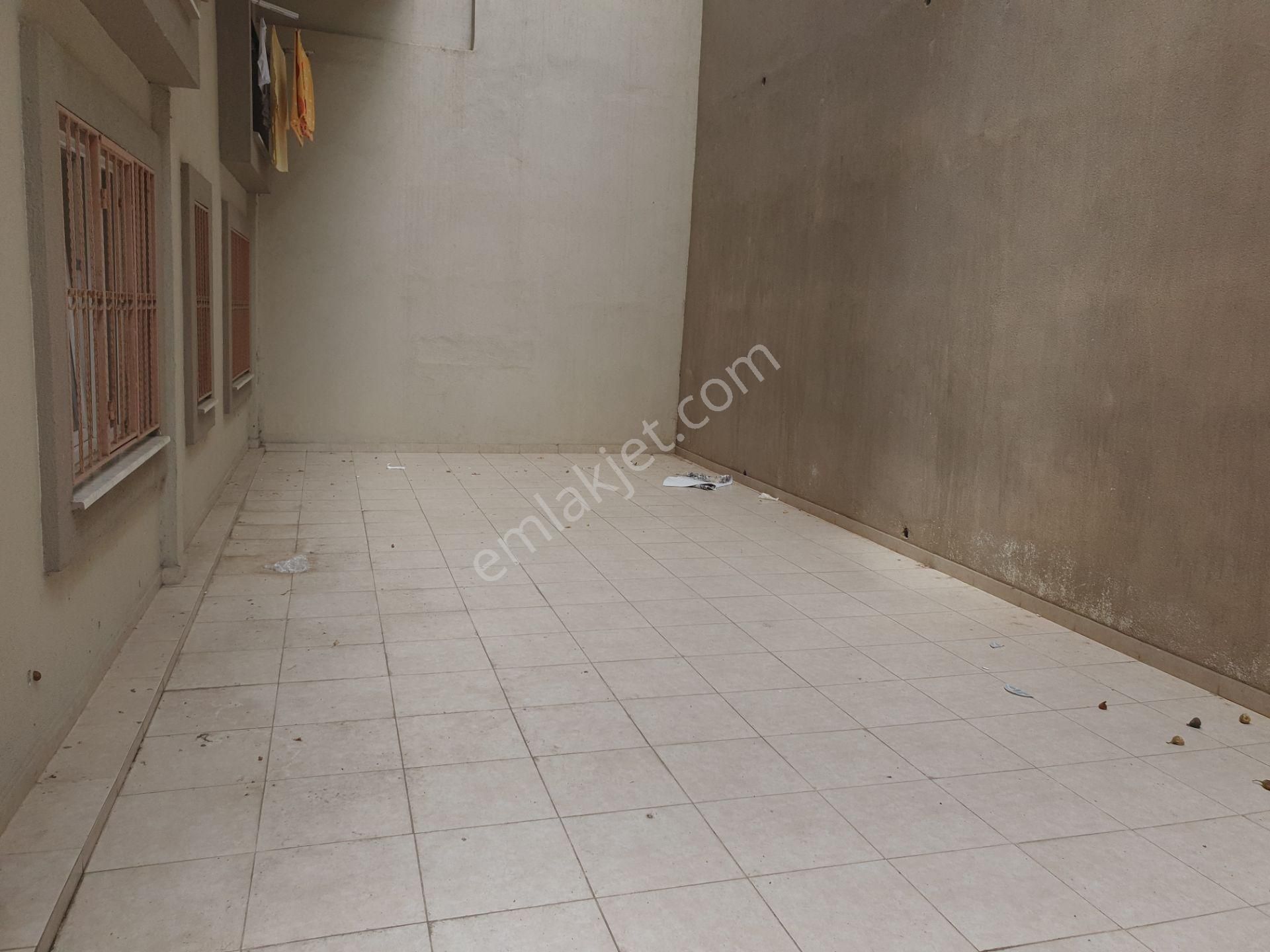 Ümraniye Esenevler Mahallesinde Kiralık 2+1 Daire - Görsel 25
