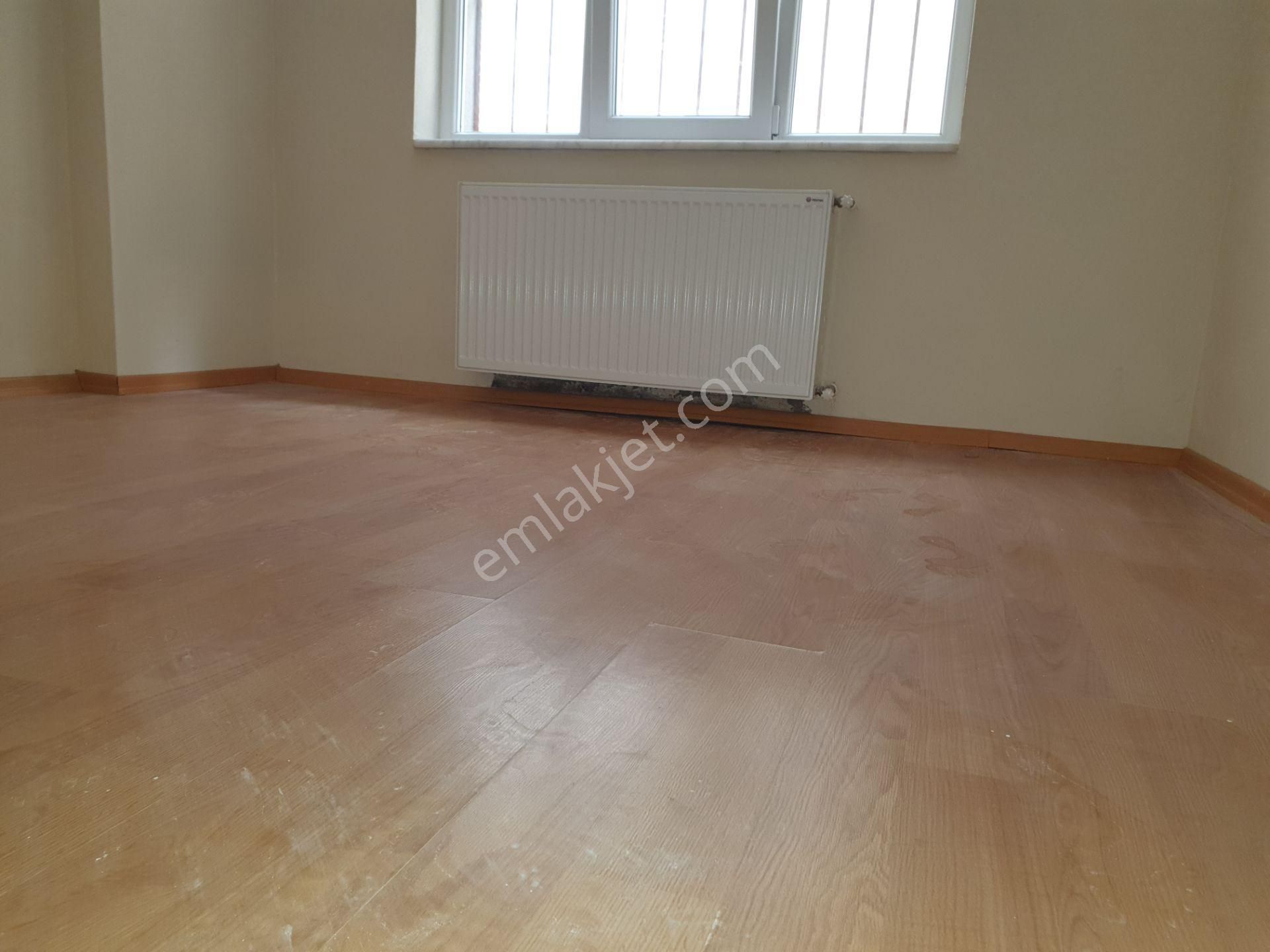 Ümraniye Esenevler Mahallesinde Kiralık 2+1 Daire - Görsel 10