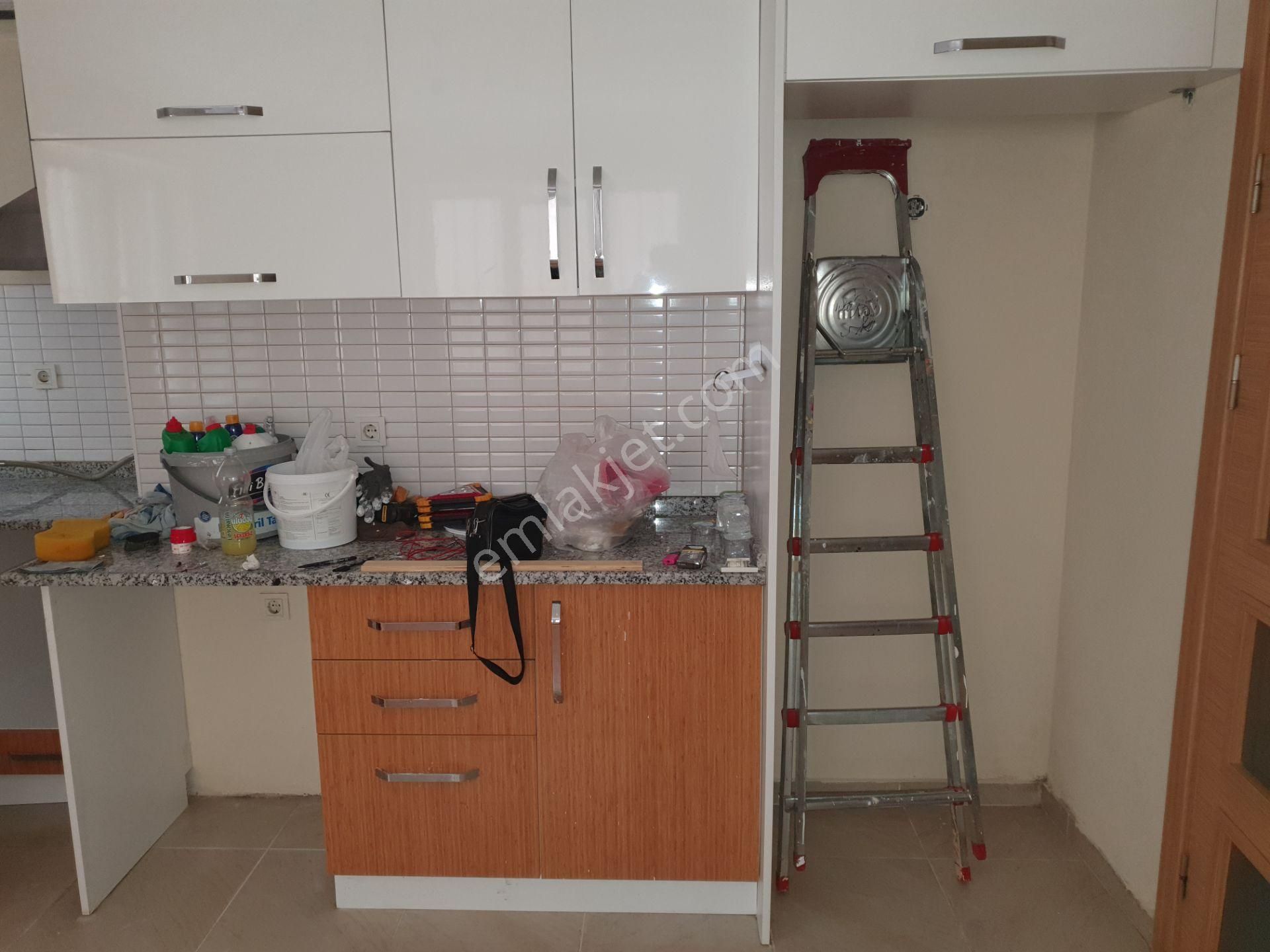 Ümraniye Esenevler Mahallesinde Kiralık 2+1 Daire - Görsel 4