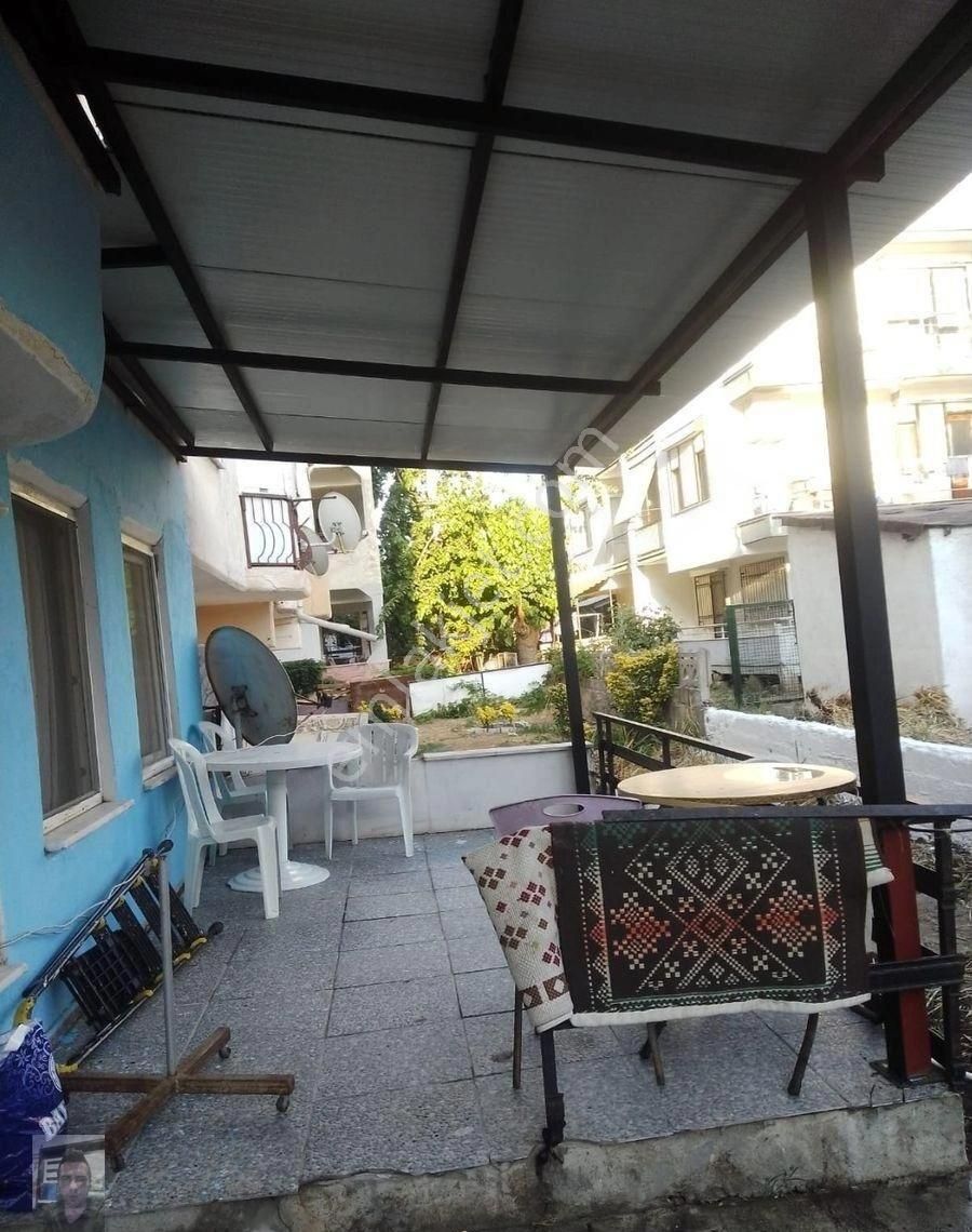 Ayvalık Sarımsaklı Merkezde 1+1 Yatırımlık Fırsat !