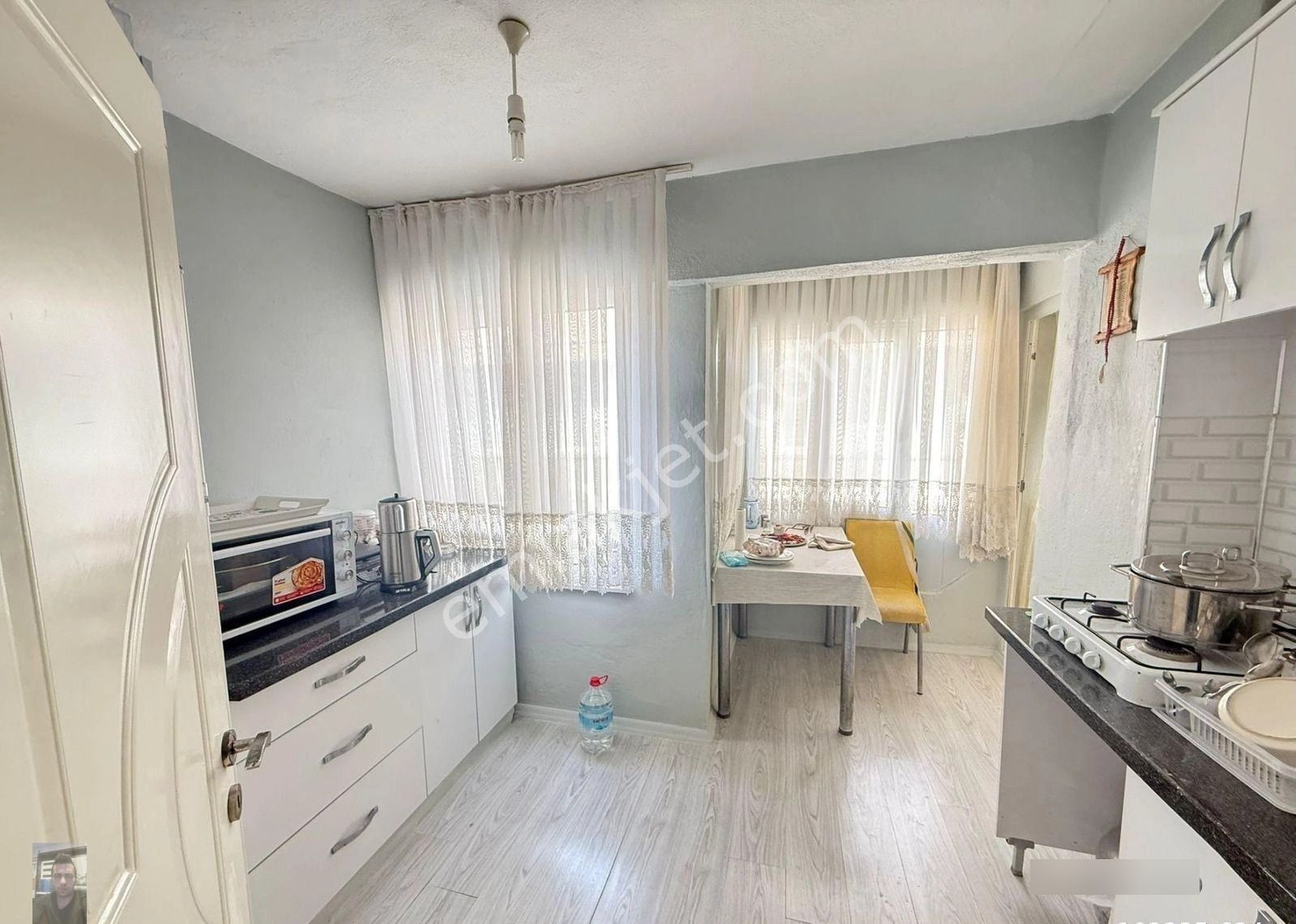 Ayvalık Sarımsaklı Merkezde Ayrı Mutfak 2+1 Masrafsız Satılık Daire - Görsel 15