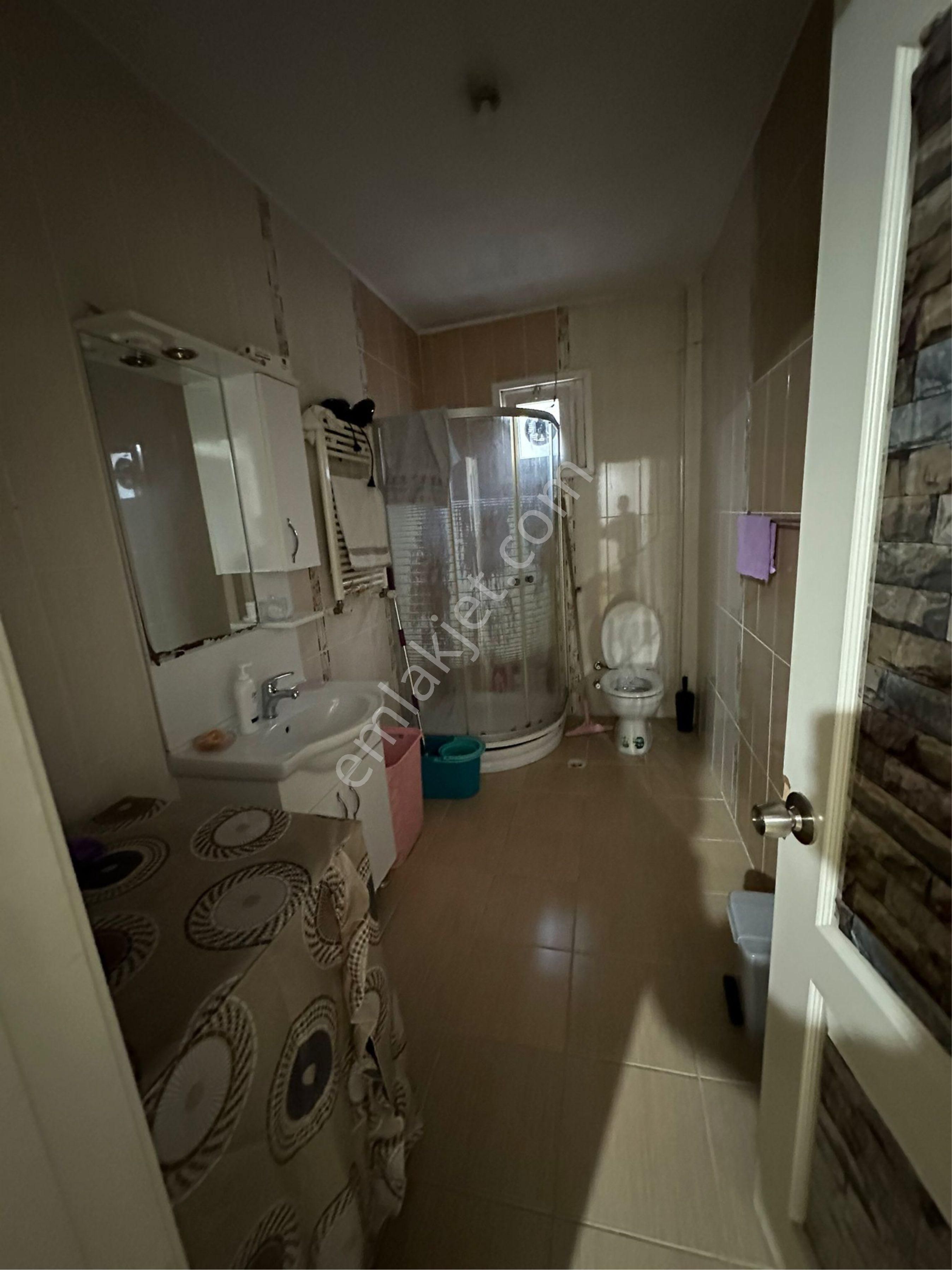 Sirinevler Merkezde Yatirimlik Daire