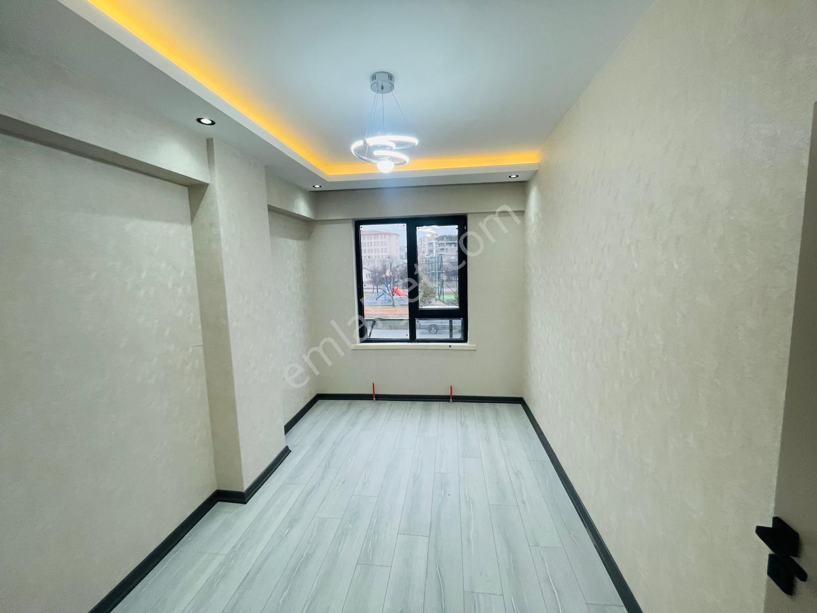 Baglum Hisar Da Park Manzaralı Full+full Yapılı Görülmeye Değer - Görsel 20