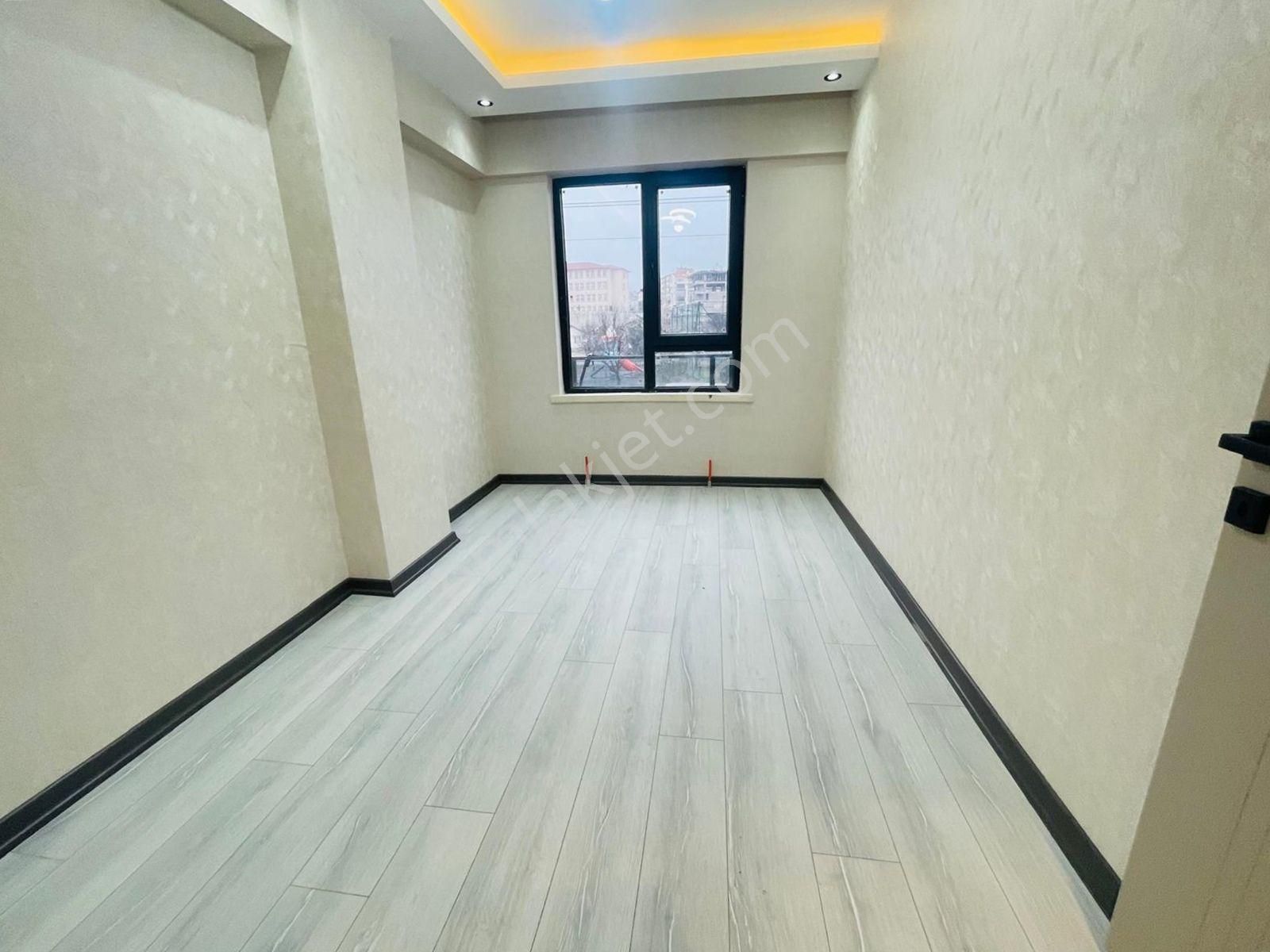 Baglum Hisar Da Park Manzaralı Full+full Yapılı Görülmeye Değer - Görsel 15