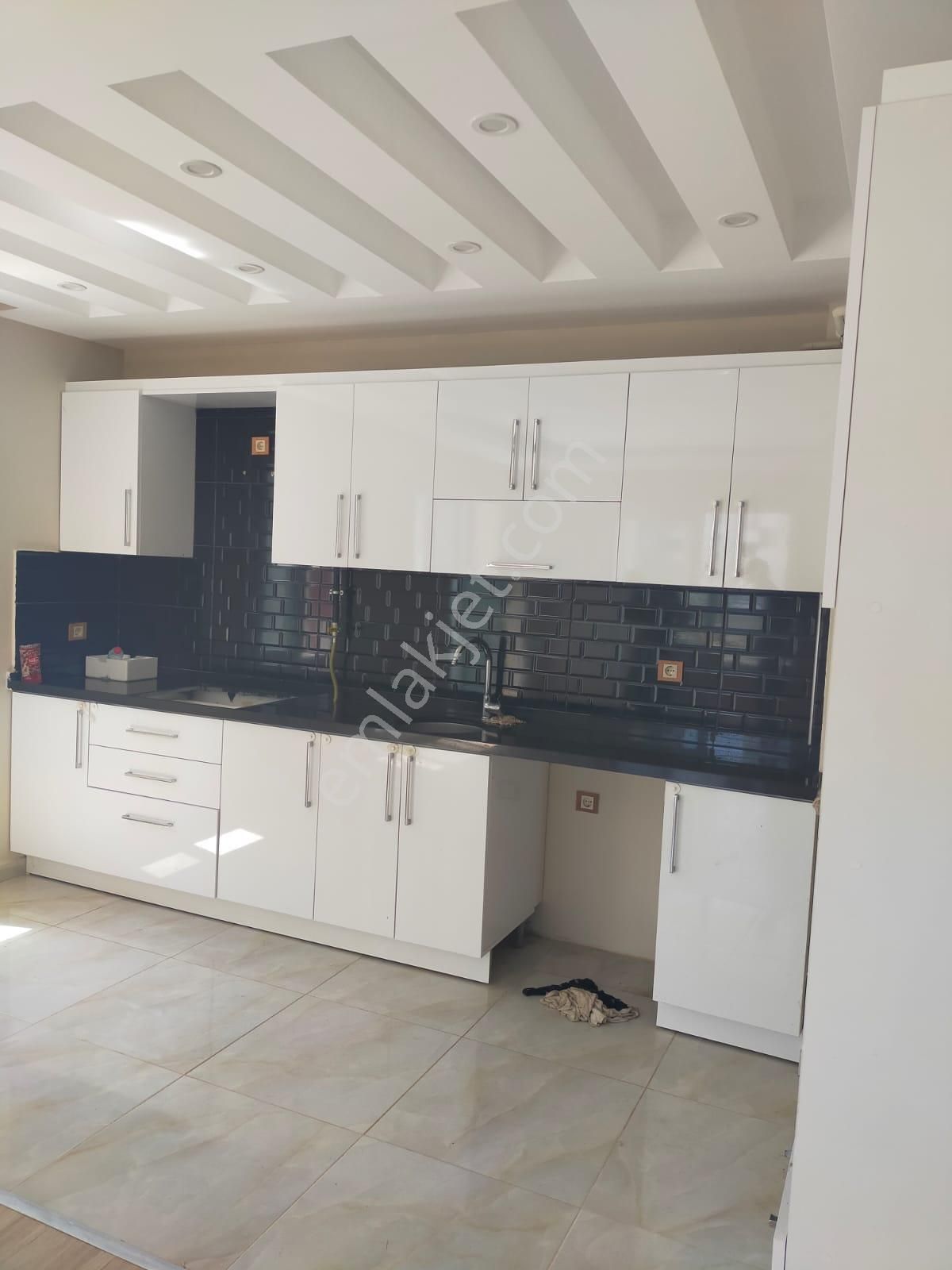 Birlik Gayrimenkul Den Çarkıpare De 3+1 İskanlı Merkezi Lokasyonda Kaçmaz Fırsat!! - Görsel 5