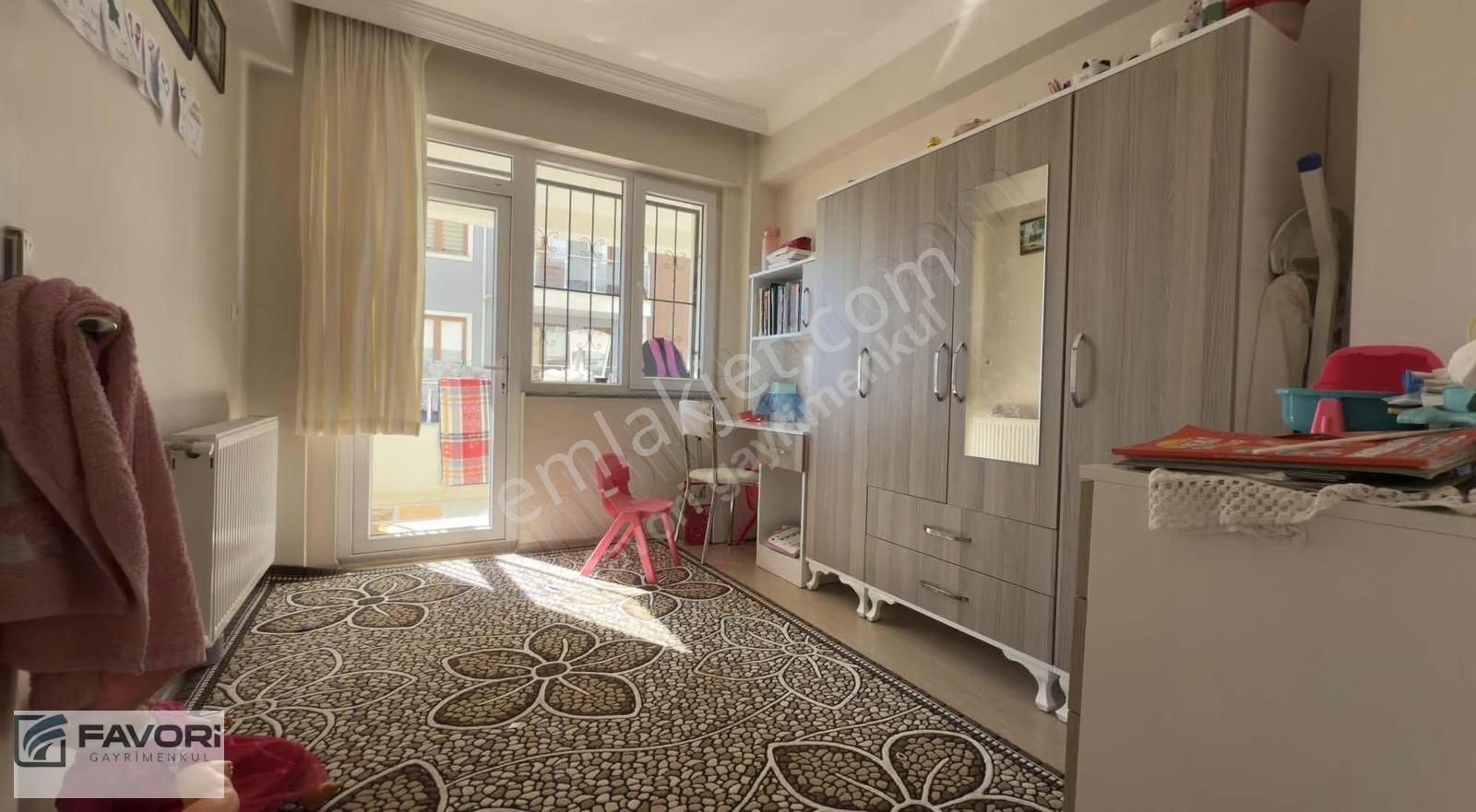 Favori'den Kemalöz'de Takva Cami Yakını 2+1 Tamamına Kredi Uygun - Görsel 13