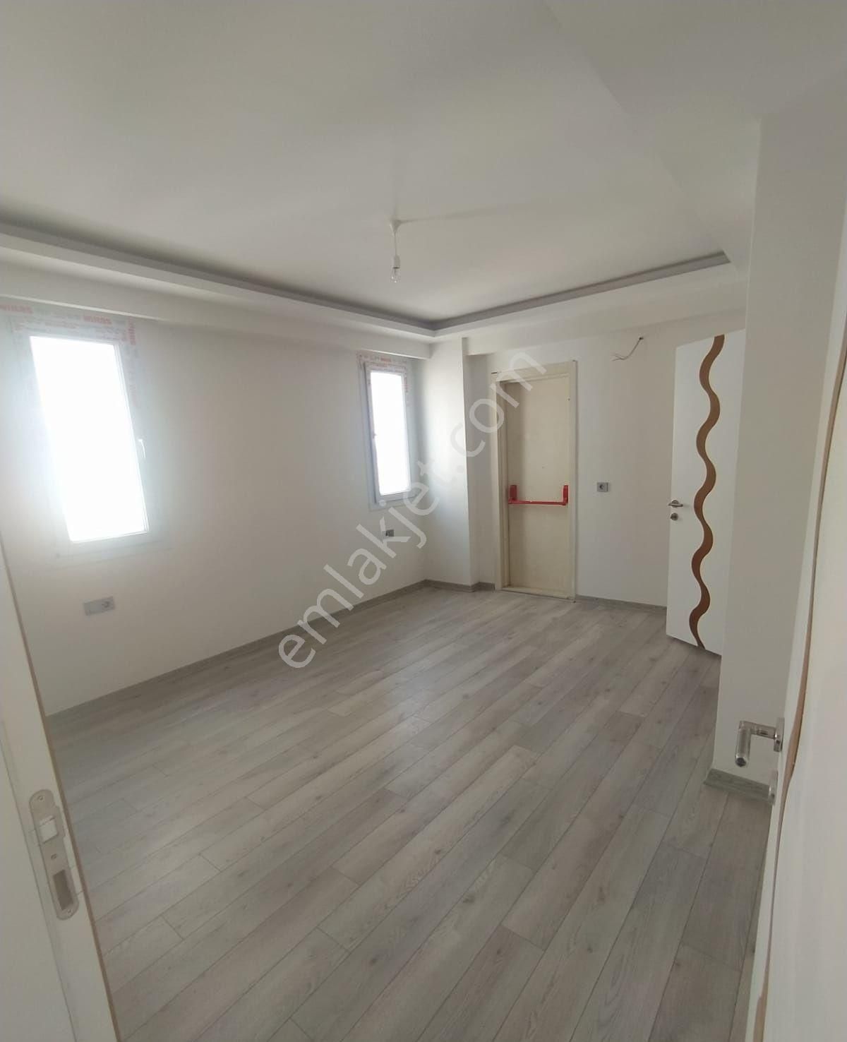 Birlik Gayrimenkul Den Gültepe De 3+1 Cep Mufaklı Yüzme Havuzlu Site İçerisinde Fırsat Daire - Görsel 4