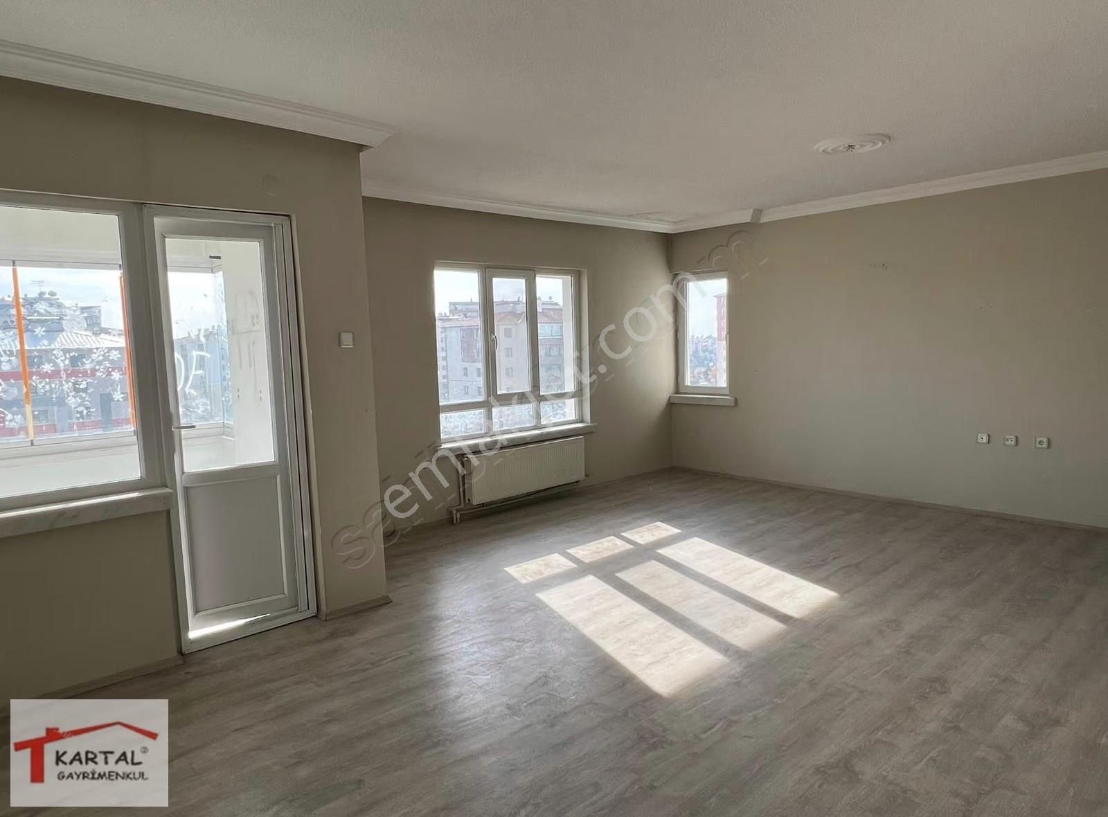 Kartal'dan Kardelen Mahallesinde Boş Ve Oturuma Hazır 3+1 - Görsel 25