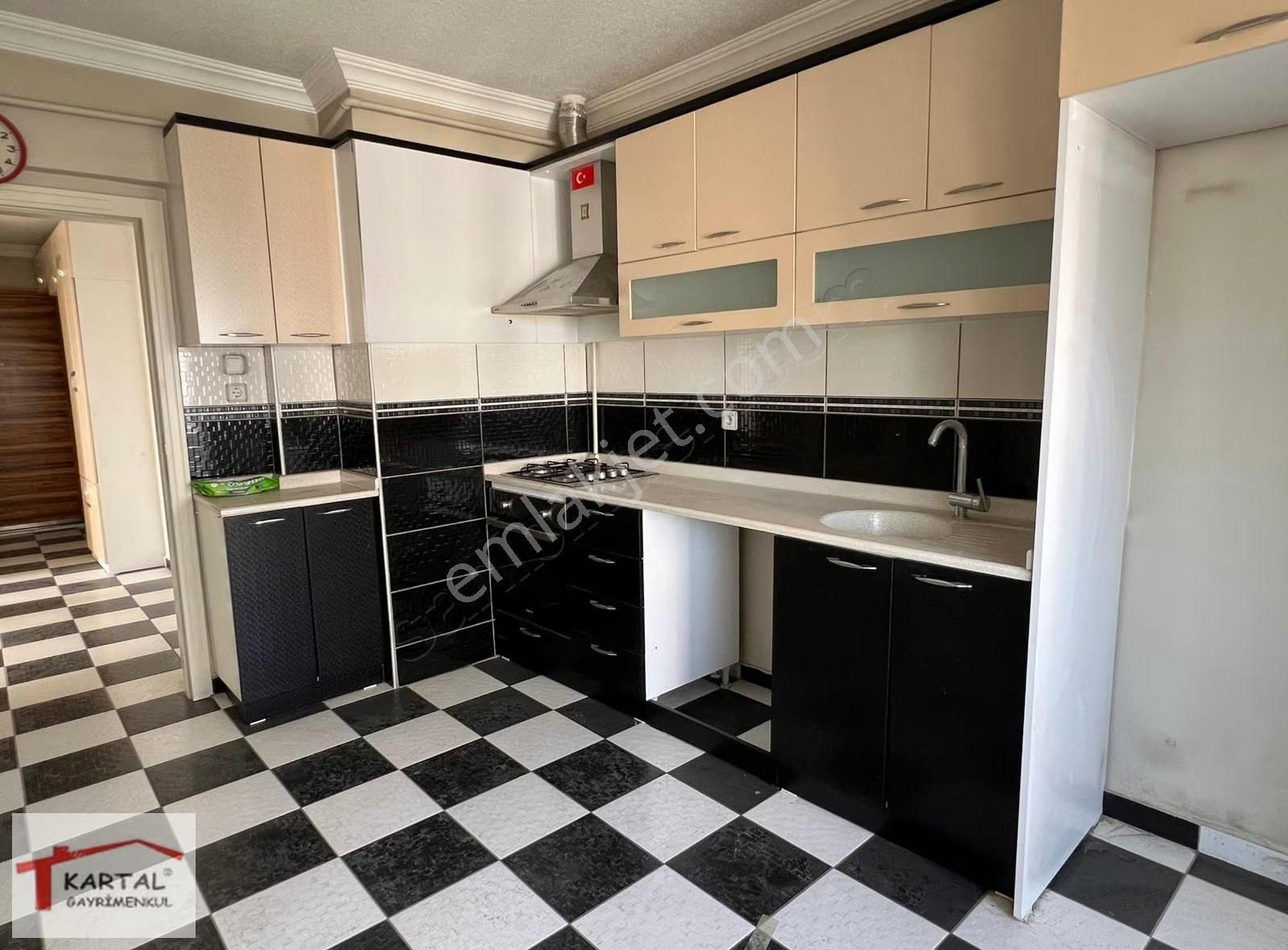 Kartal'dan Kardelen Mahallesinde Boş Ve Oturuma Hazır 3+1 - Görsel 7