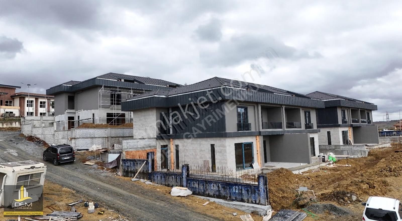 Arnavutköy Bollucada Orman Manzaralı Tripleks Villa - Görsel 20