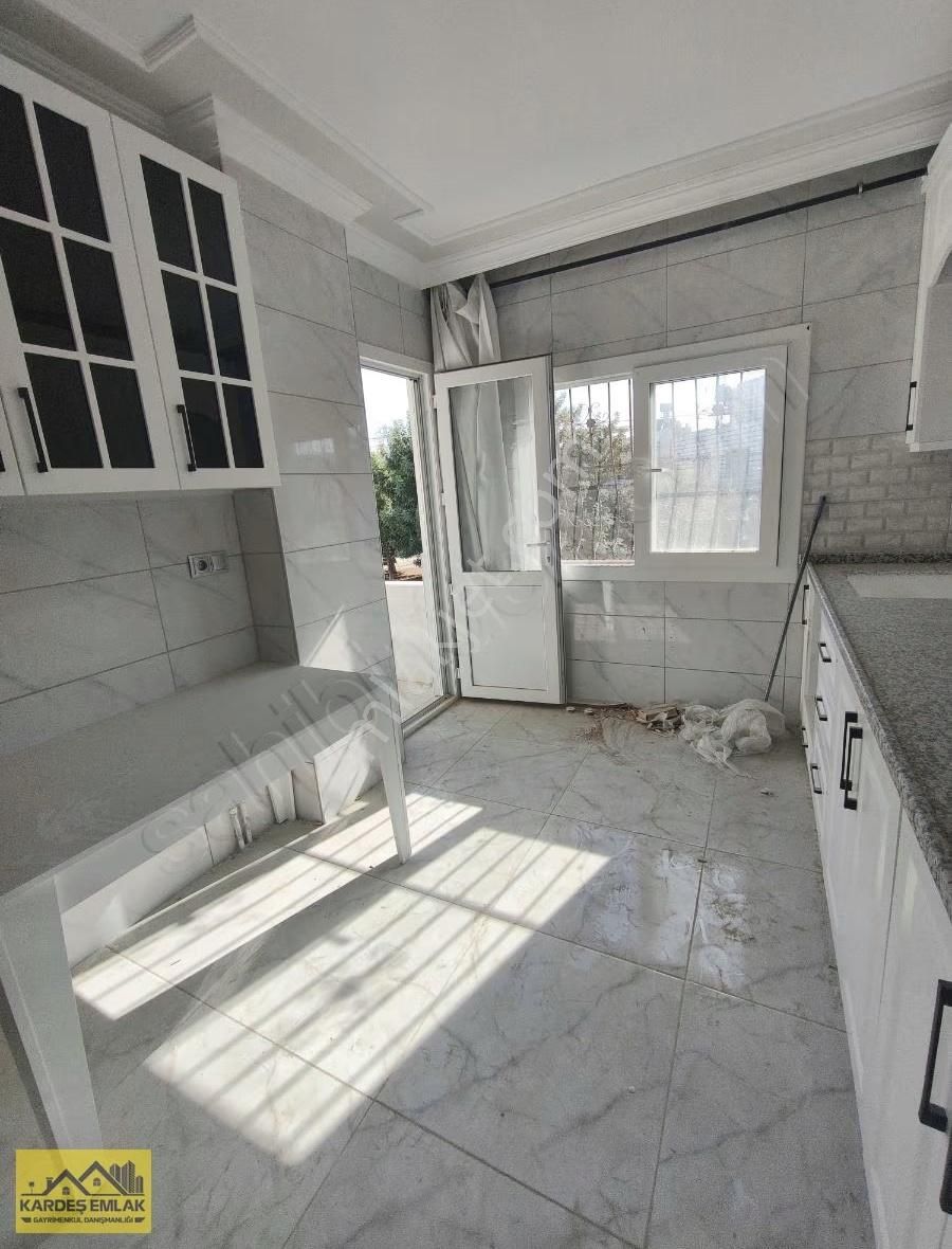 Kardeş Emlak'tan Yeni Yapı 2 Katlı Müstakil.. - Görsel 10